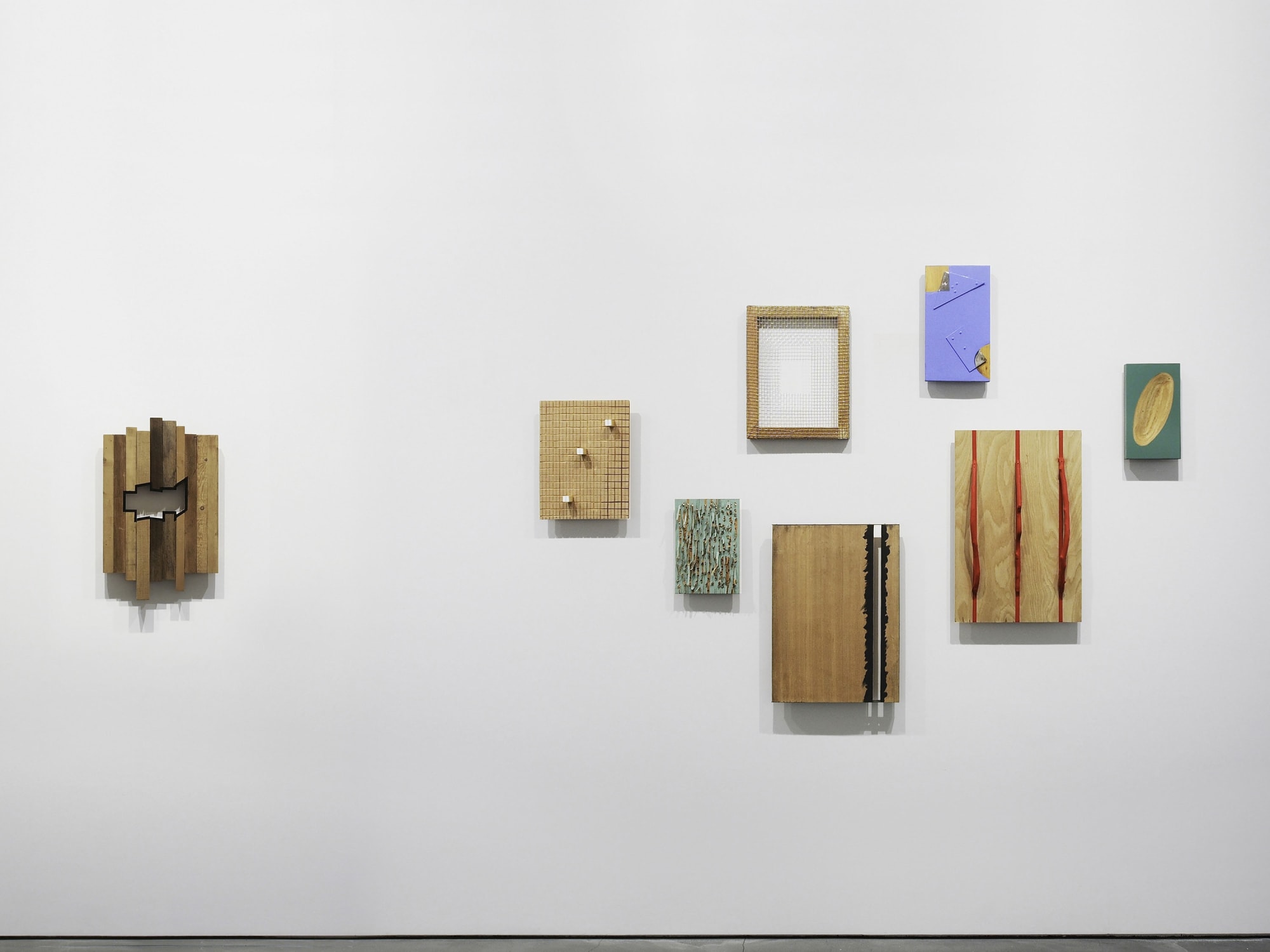 Opposed Realm and Connected Edges