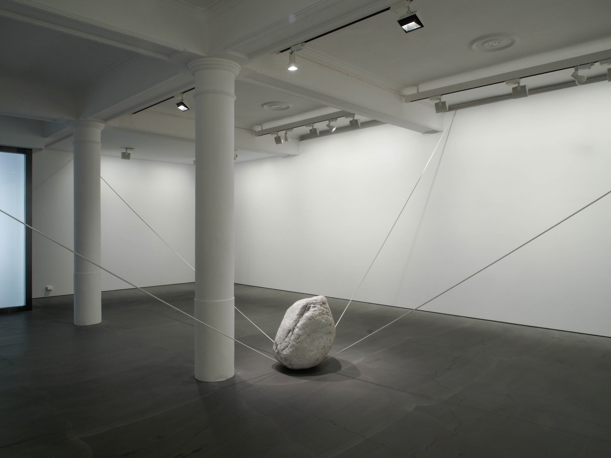 Opposed Realm and Connected Edges