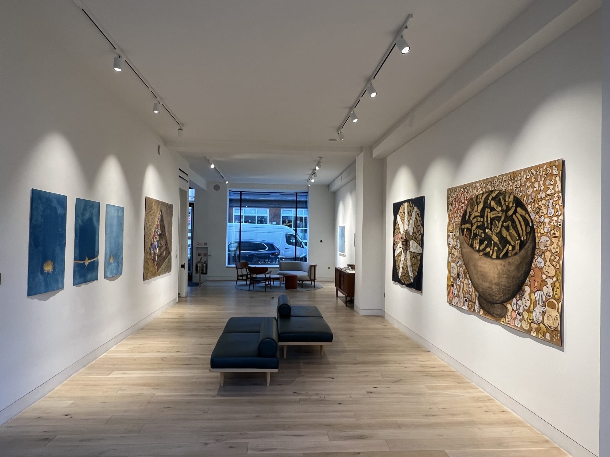 Nick Fox / Amanda Holiday: Gloam