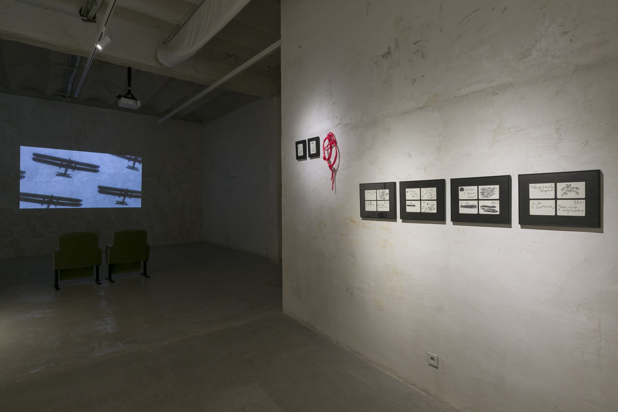 HOW TO FOLD A PARACHUTE