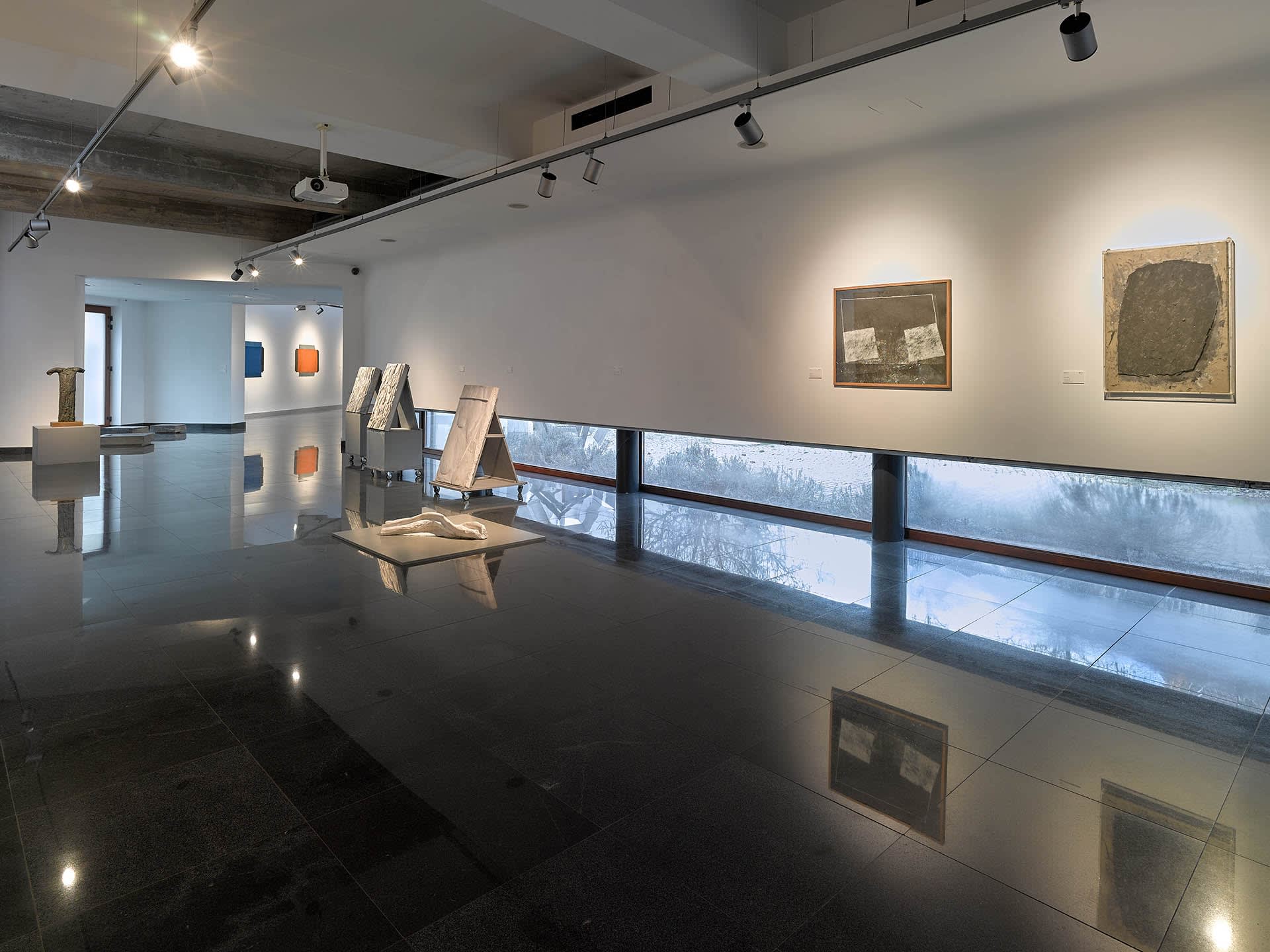 Ritzi Jacobi & Peter Jacobi. Fabrics of Memory