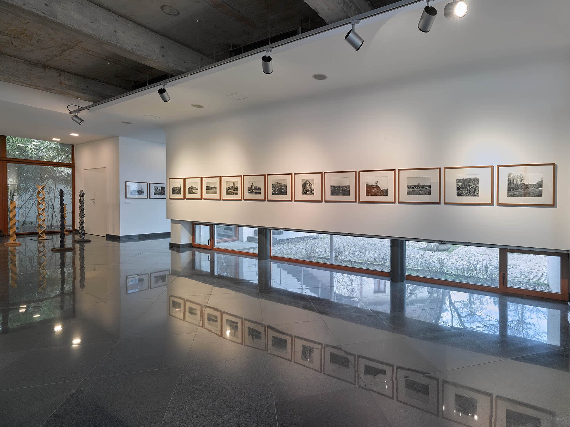 Ritzi Jacobi & Peter Jacobi. Fabrics of Memory