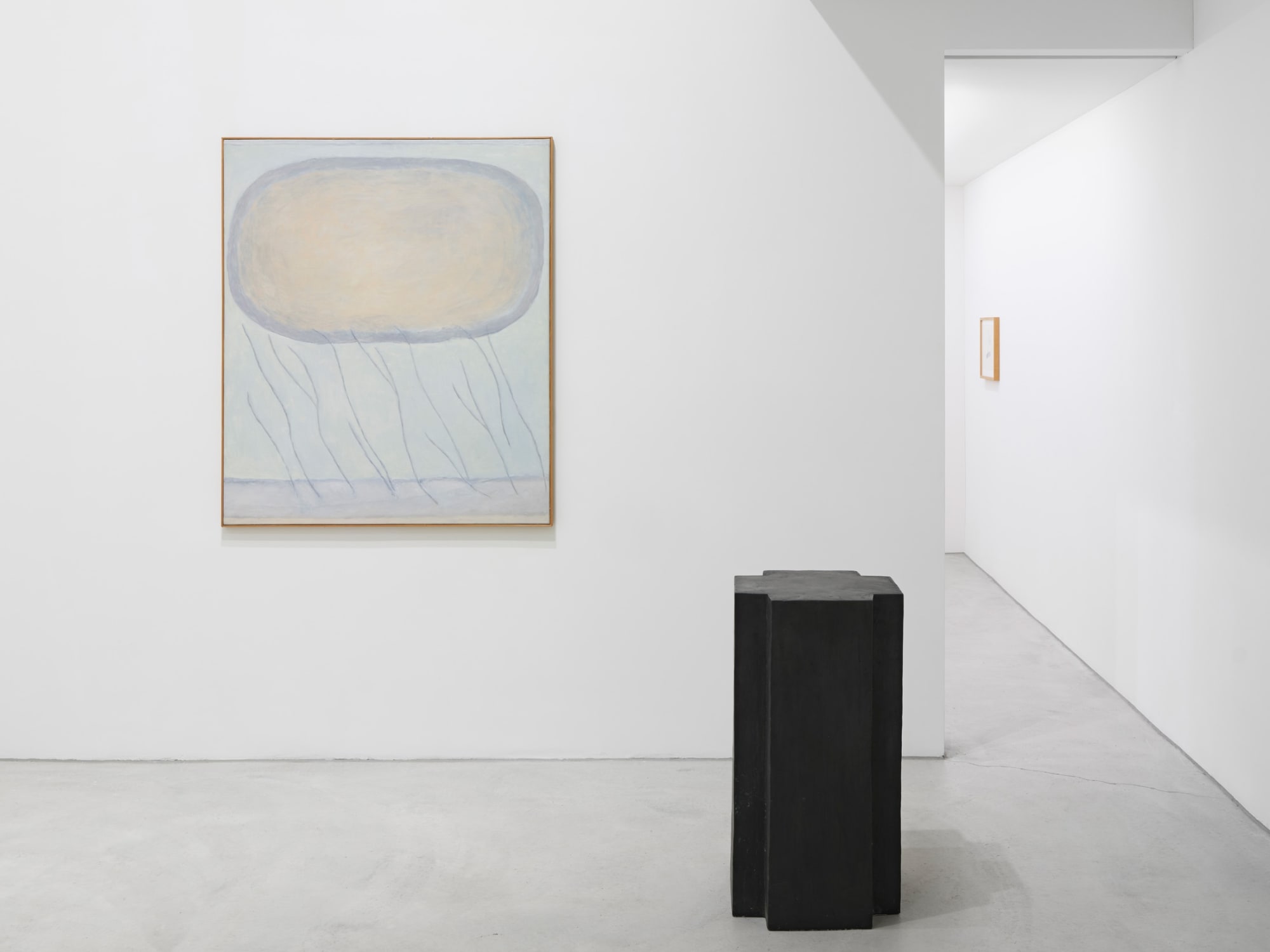 right, Plastik I, 1969, bronze, 78 x 41 x 41 cm