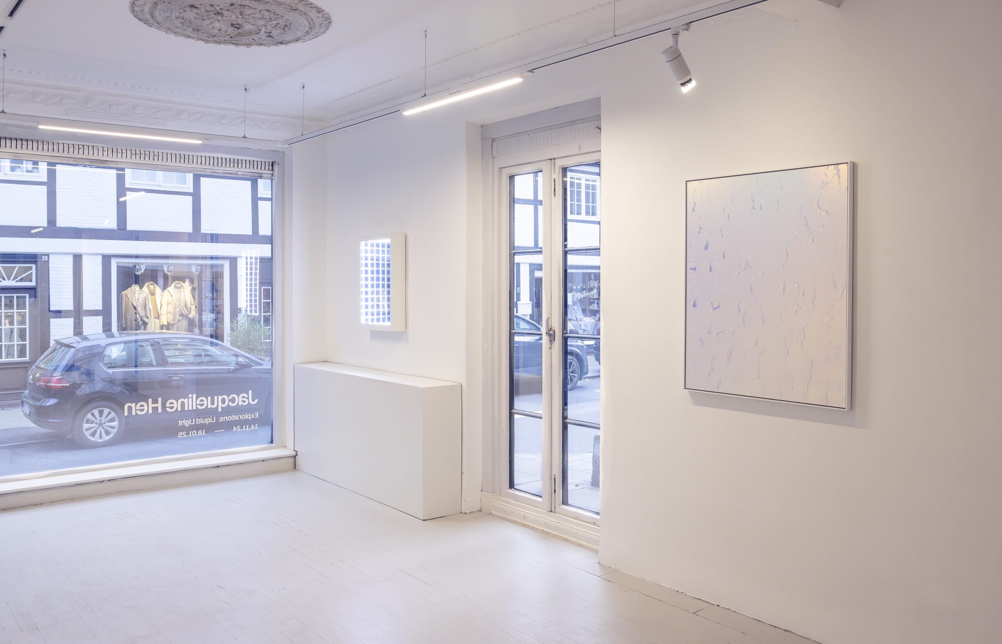 Jacqueline Hen — Explorations: Liquid Light