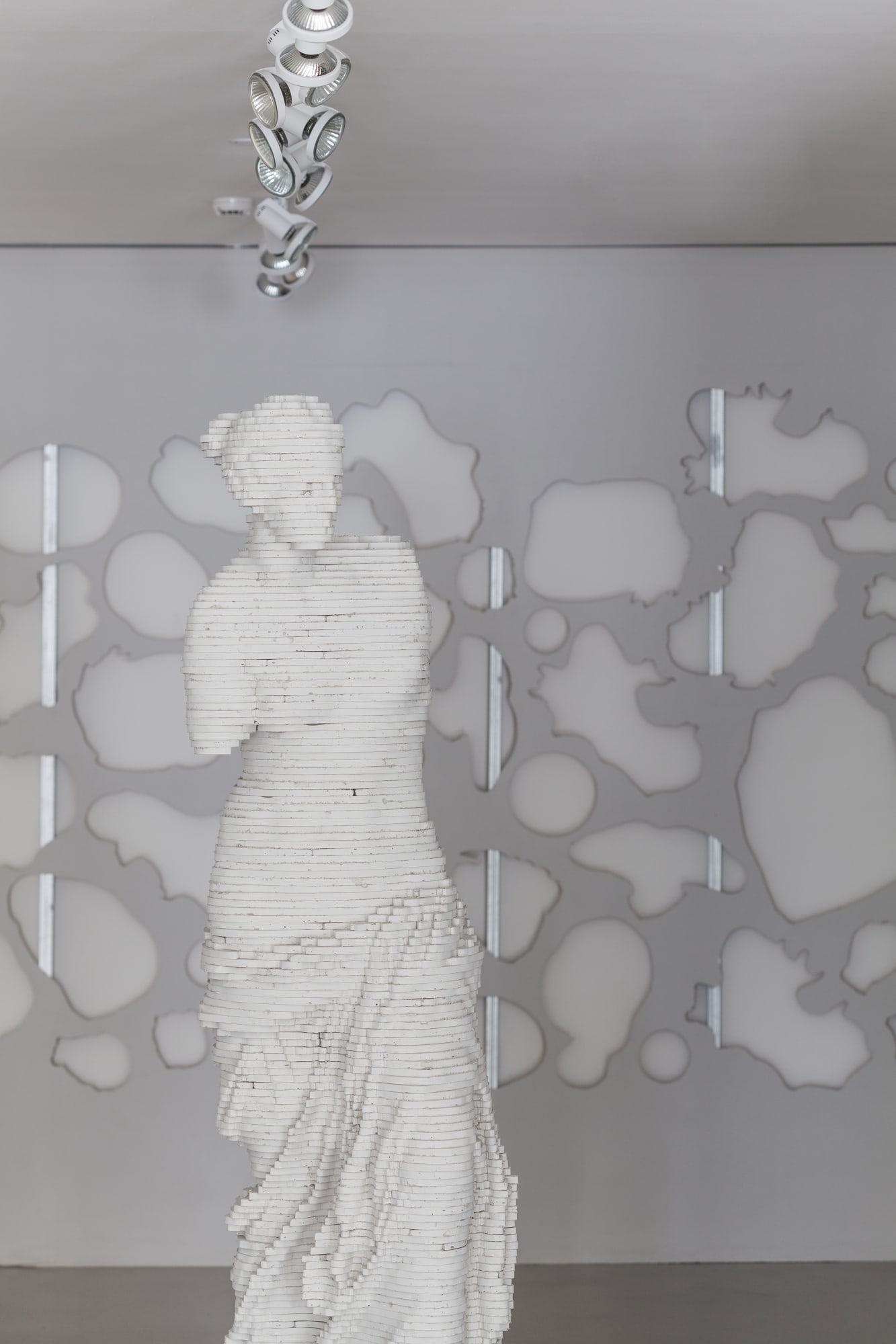 SCOTT CARTER: THE SHAPE OF THINGS