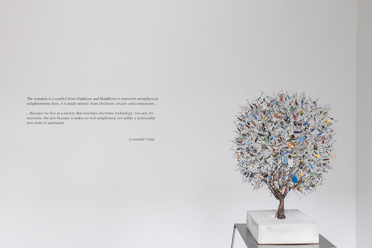 LEONARDO ULIAN: SACRED SPACE