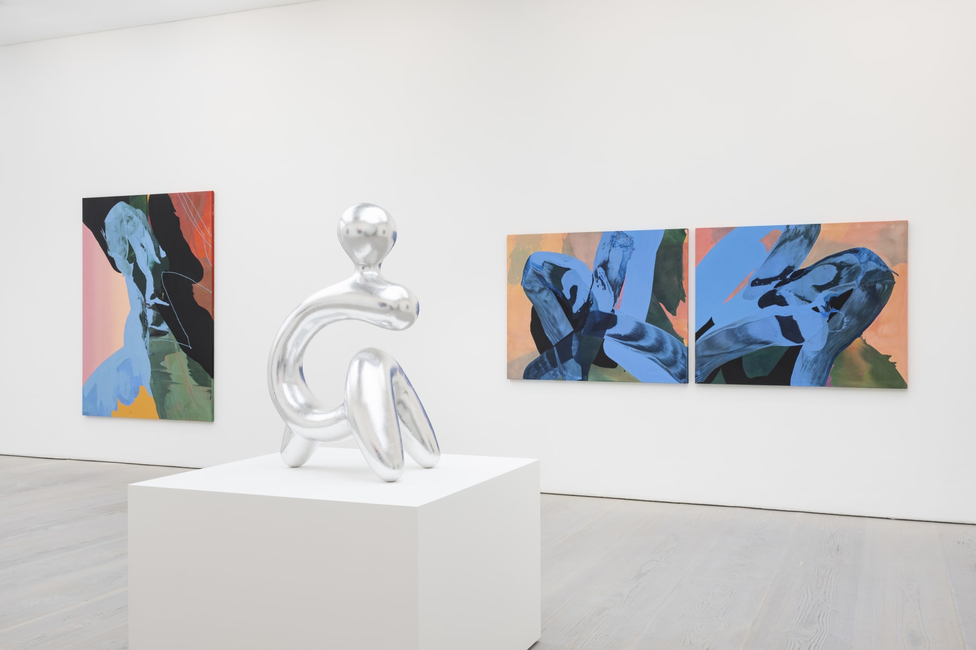 KATHRYN MACNAUGHTON & MISHA MILOVANOVICH: MOVING PARTS @ SAATCHI GALLERY