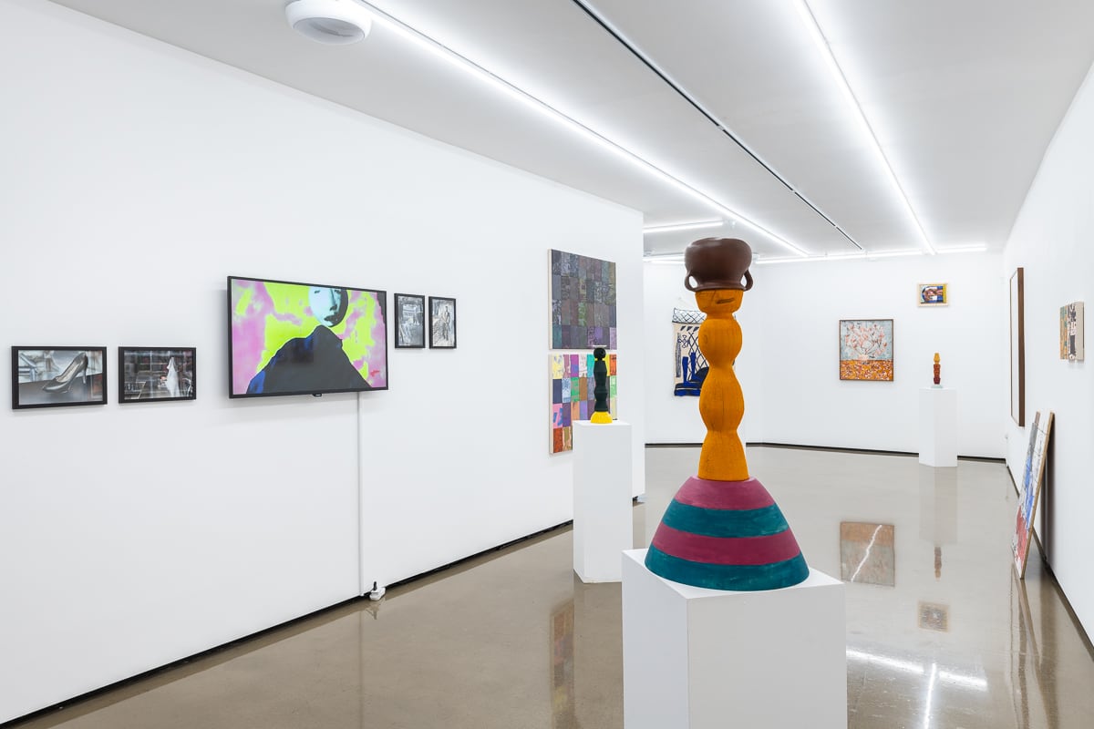 CONTEMPORARY VISIONS IX