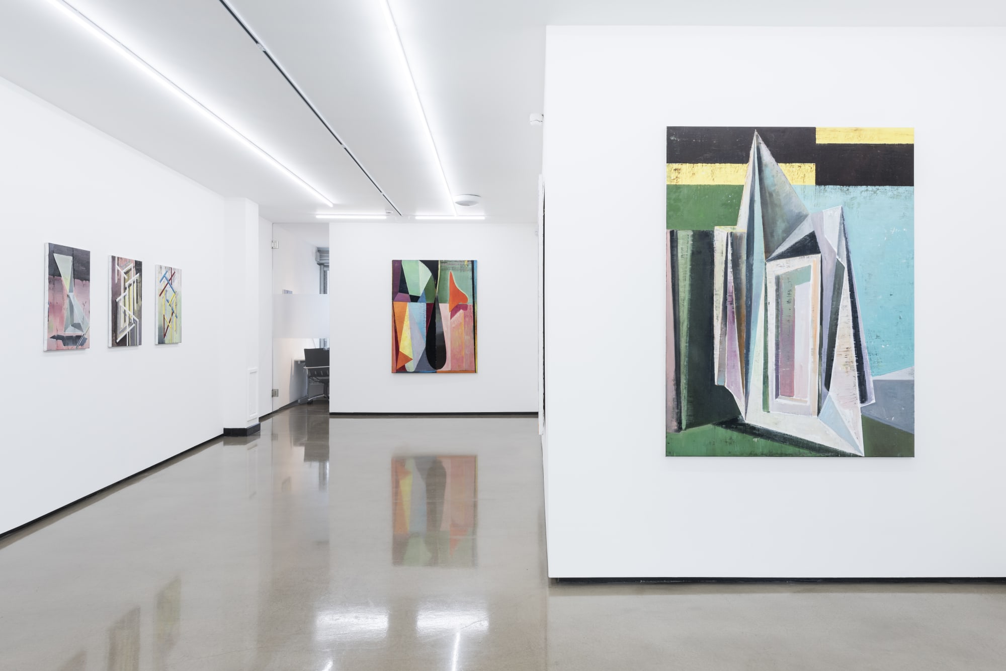 GENTI KORINI: SOLID UNCERTAINTIES