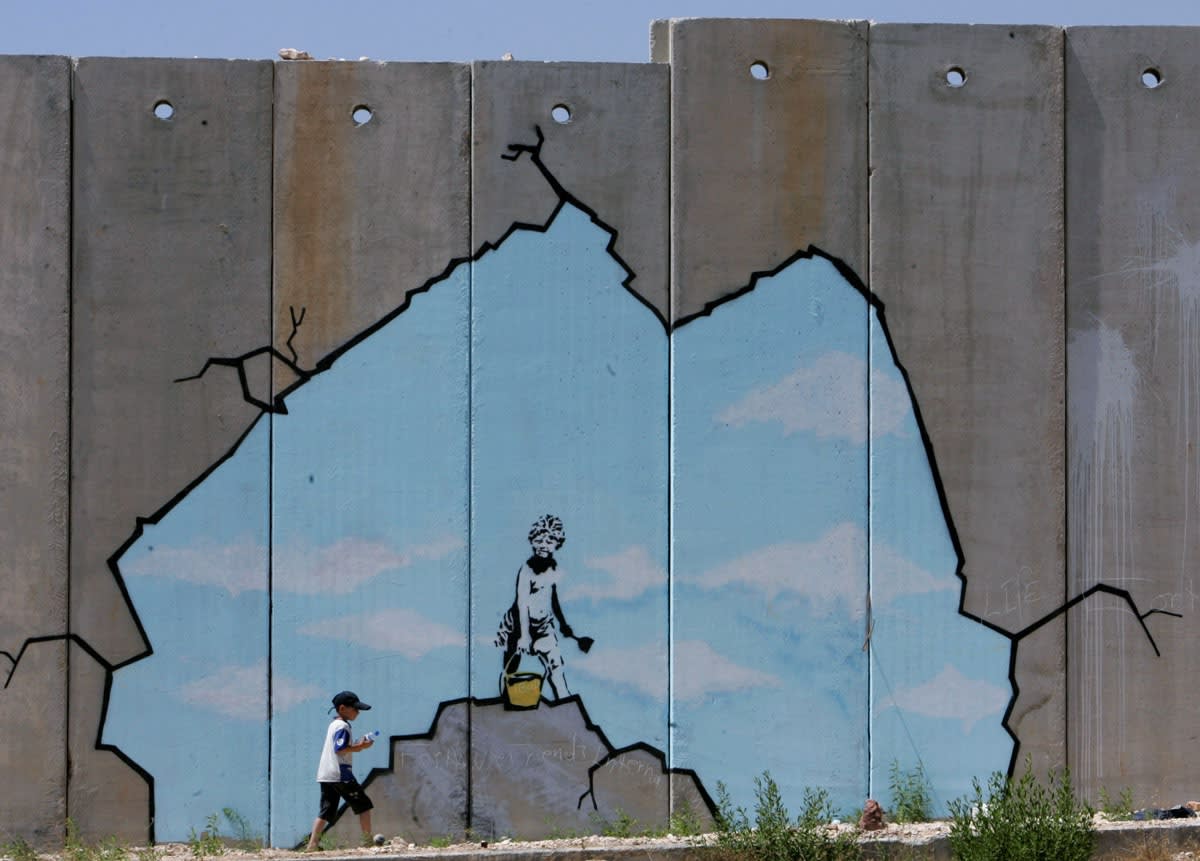 2005: Segregation Wall: Ramallah Checkpoint, Palestine