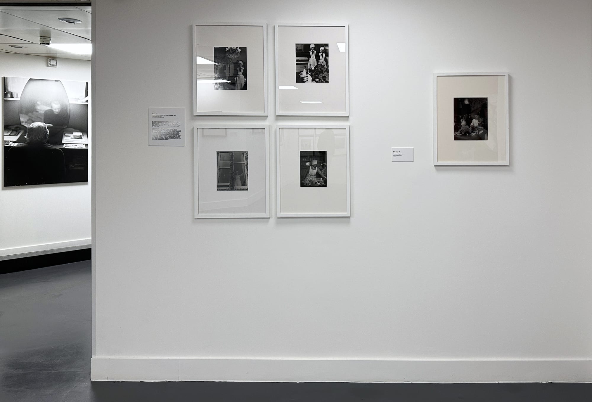 The English at Home. 20th Century Photographs from the Hyman Collection