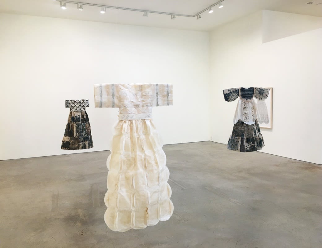 Anna Mavromatis: Stay Still. Smile!