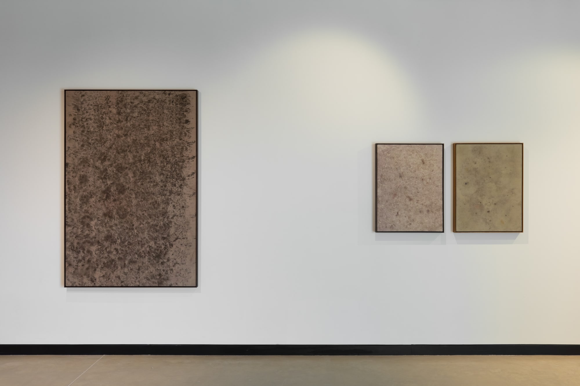 Alyazia Al Nahyan: In The Breath Of Decay