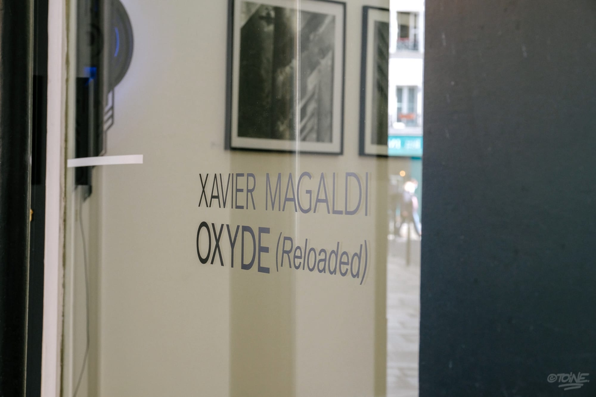 Pour recevoir le pdf incluant les œuvres disponibles vous pouvez nous contacter via le formulaire de contact To receive the pdf including the available works you can contact us via the contact form all photos @Photocompulsif