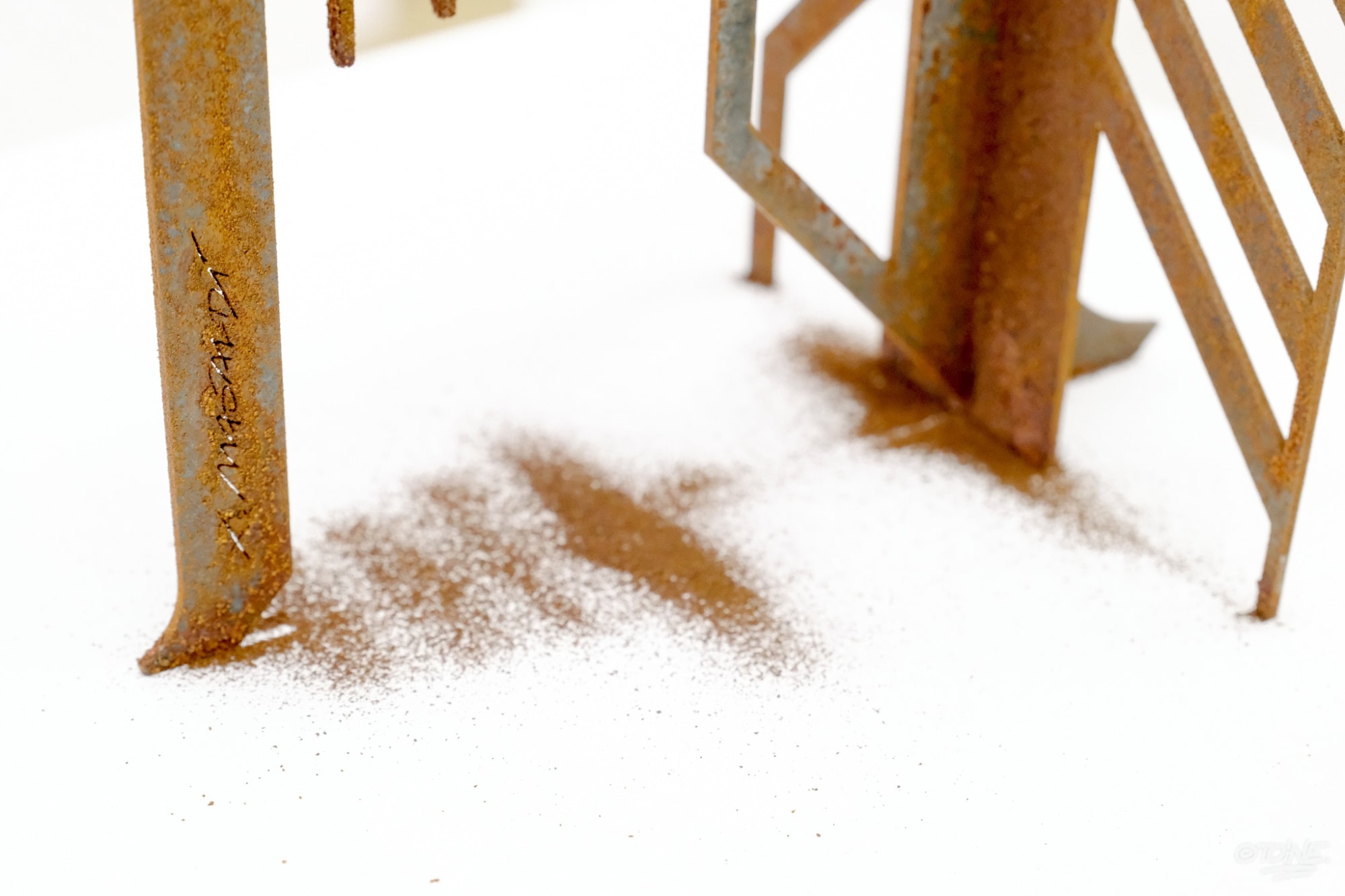 Speerstra Gallery Paris présente Xavier MAGALDI "Oxyde" (Reloaded)