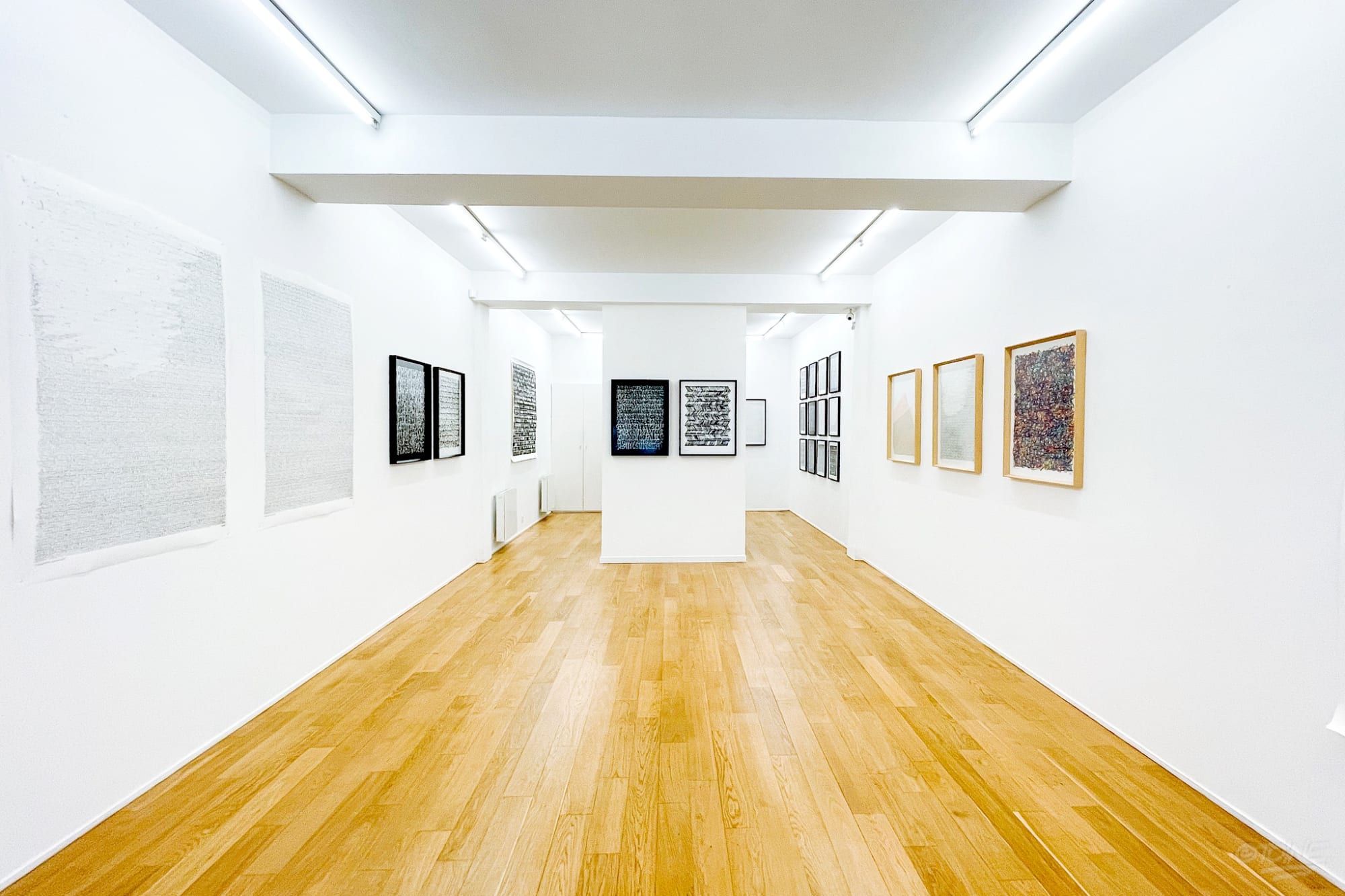 Speerstra Gallery Paris présente Škoda One "Micro Damages"