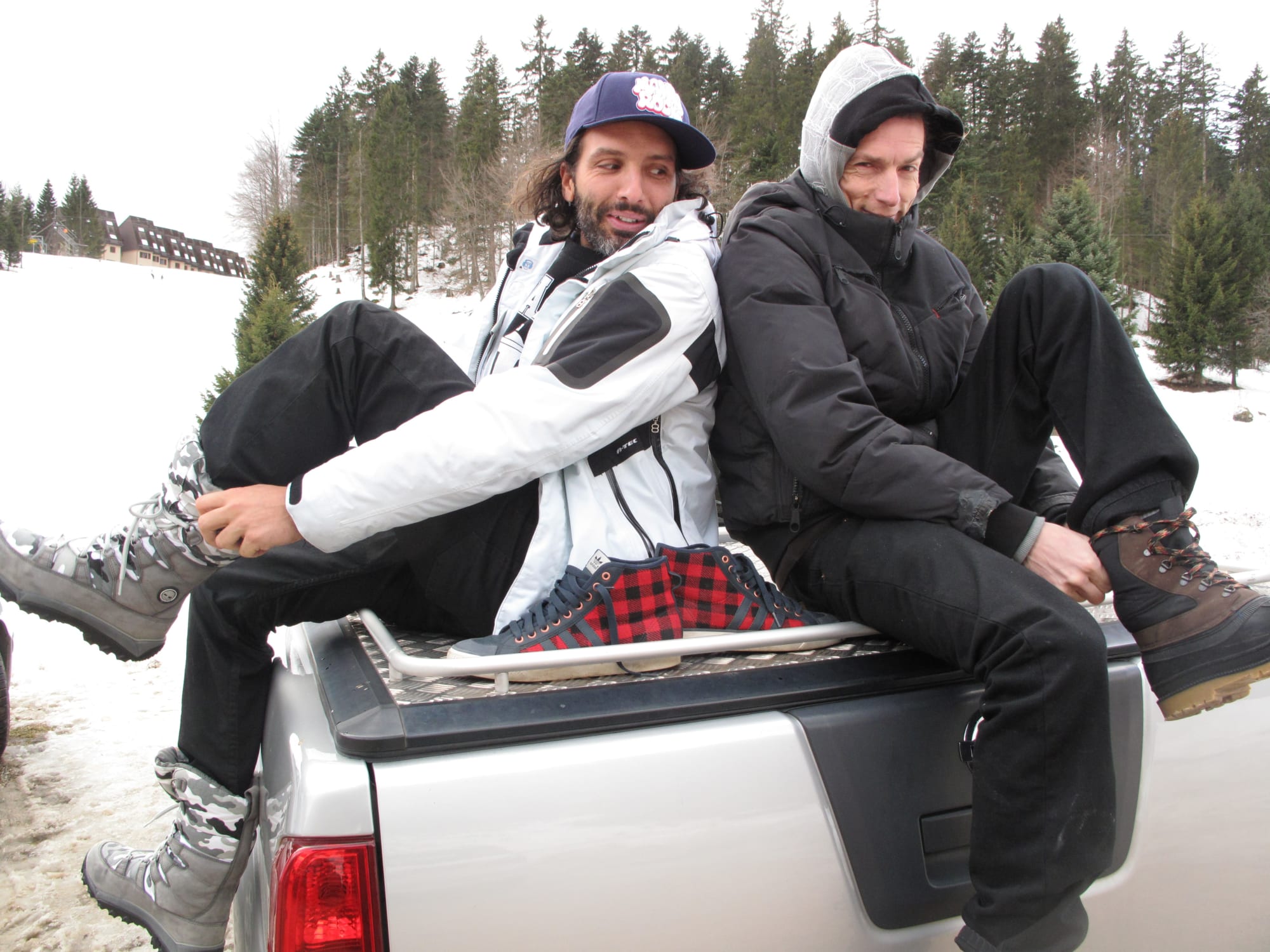 Speerstra Gallery Suisse présente Mist & Tilt "Faux Jumeaux"