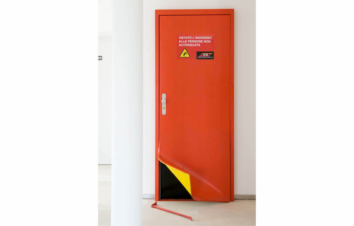 Speerstra Gallery Suisse présente Thierry Furger "Fame for a Day - Buffed Paintings"