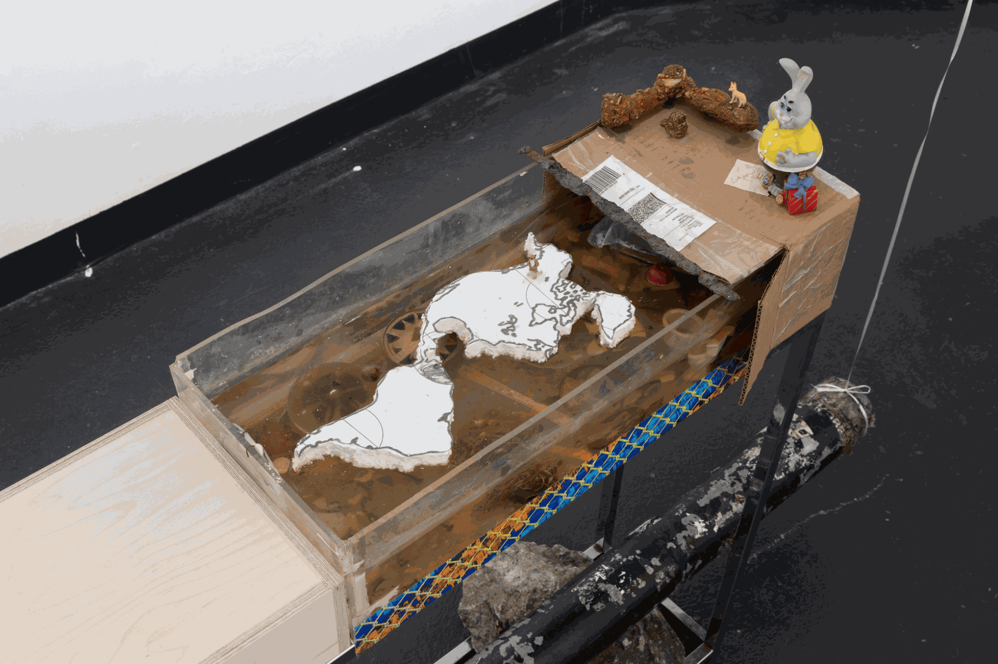 Fontaine De Foerster Avec Un Terrain De Fend En Service De Ocean Earth, 2024