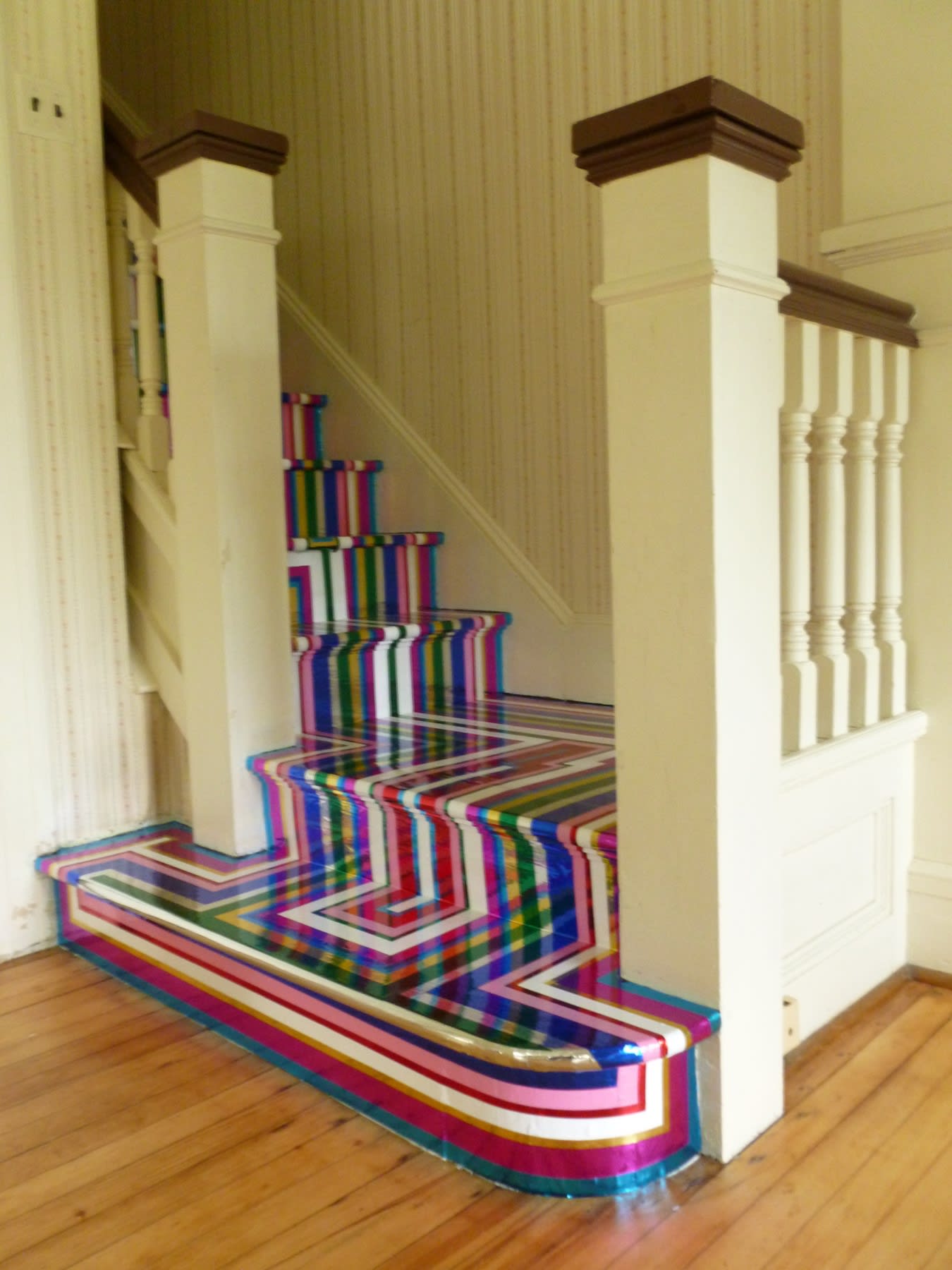 Jim Lambie Zobop Metallic Colour, 2000 colored metallic vinyl on floor Dimensions variable 1/3