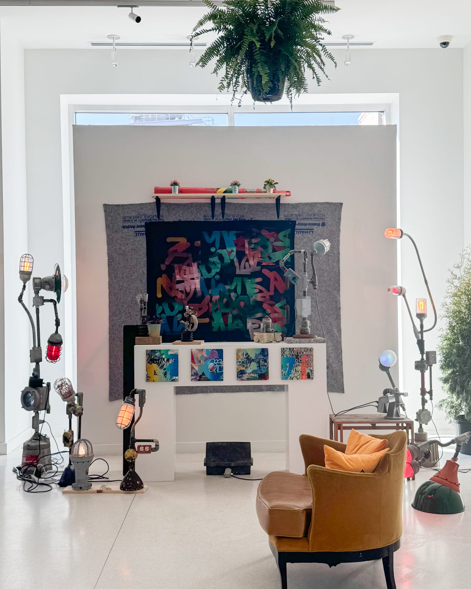 DAYDREAMING AT MIDNIGHT