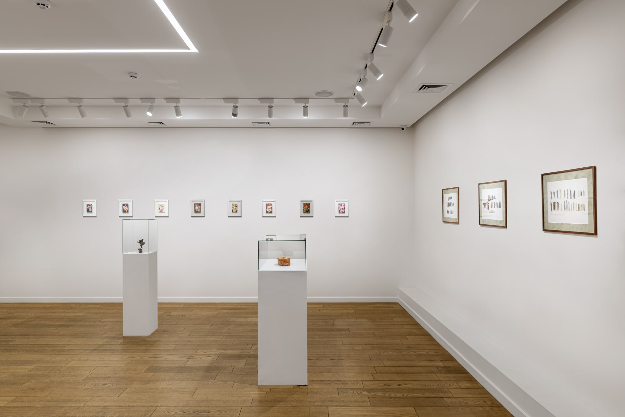 :wilted_flower::military_helmet::lock_with_ink_pen: