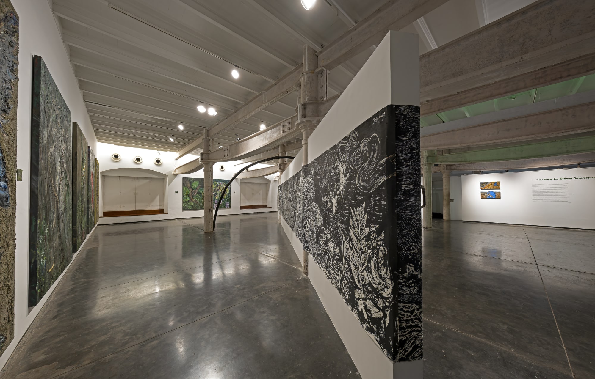 ...ing: Sceneries Without Sovereignty