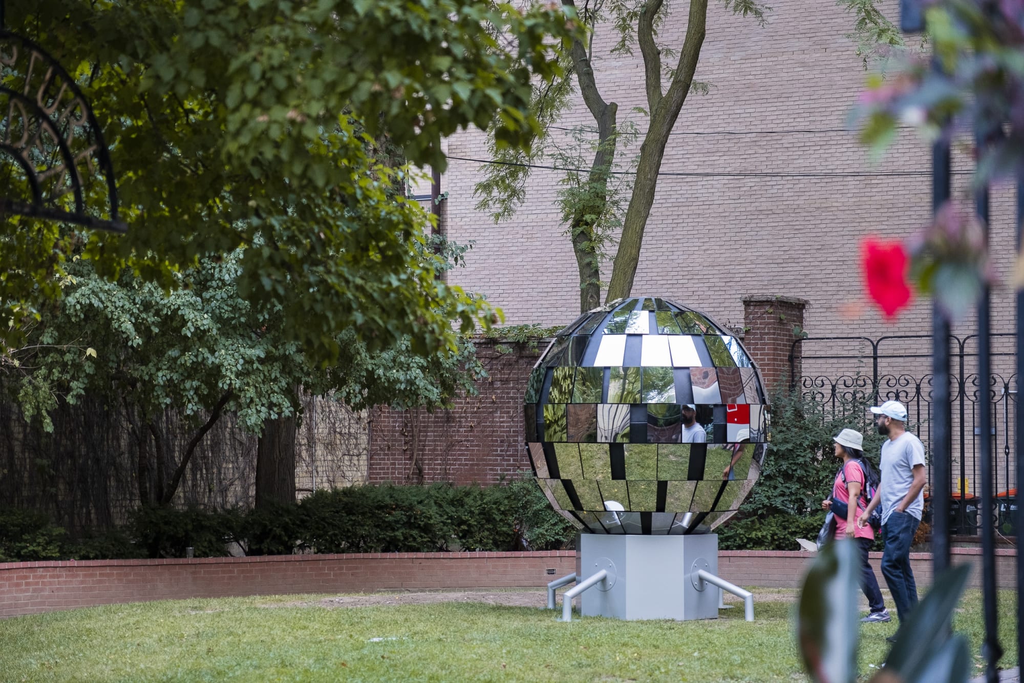 To Reflect Everything, 2023 Installation view at Toronto Sculpture Garden
