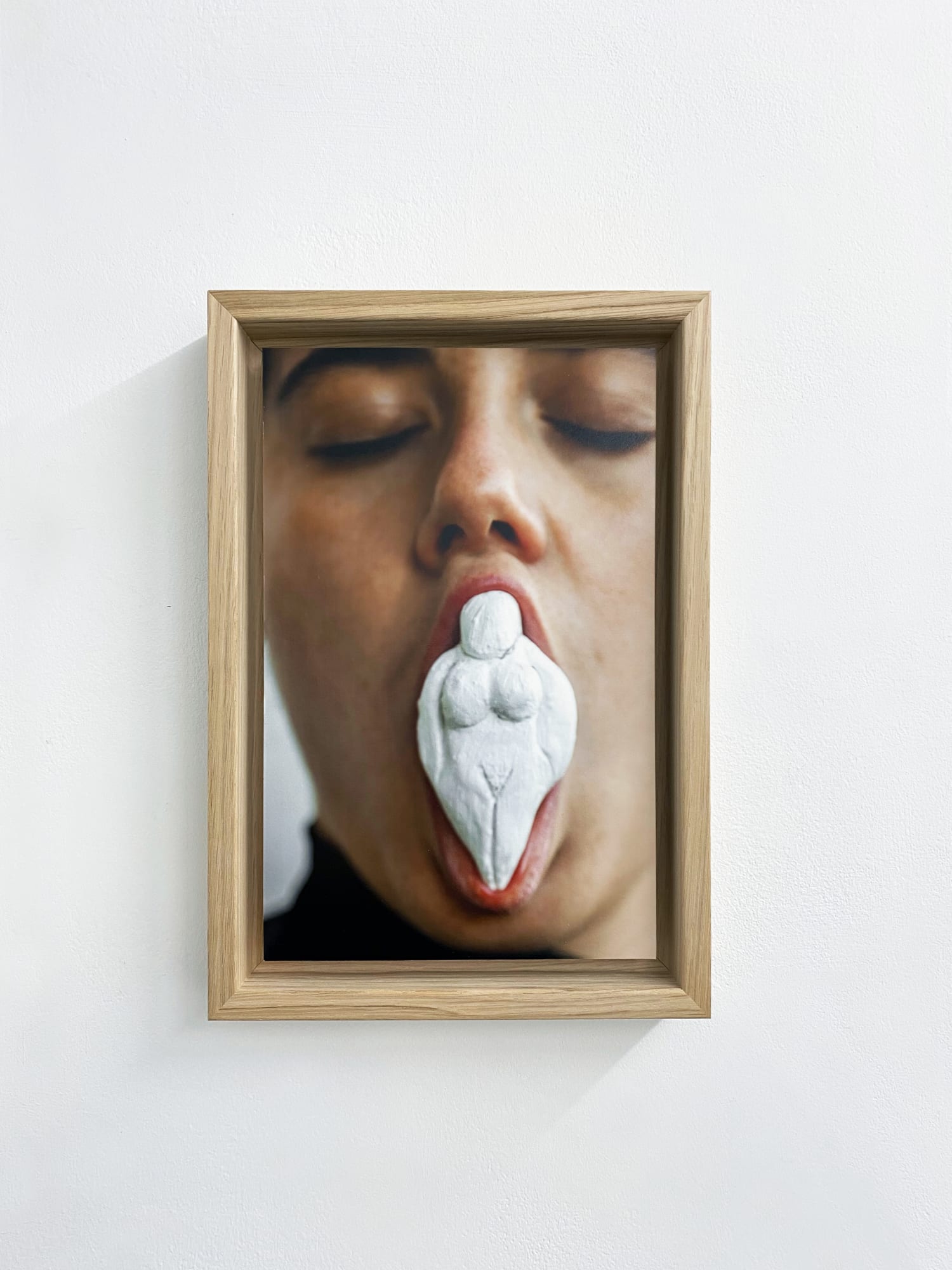 Nefeli Papadimouli The World in my Mouth (Venus), 2023