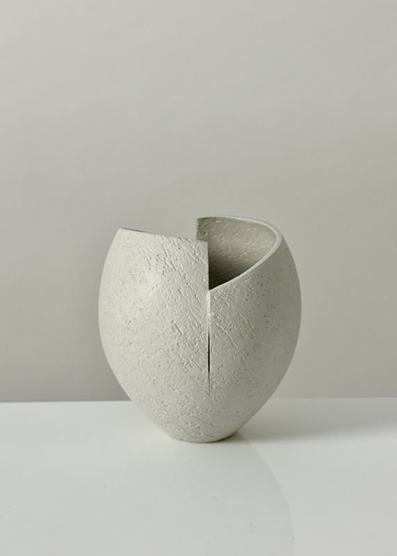 Ashraf Hanna, 3. Grey cut and altered pinch pot