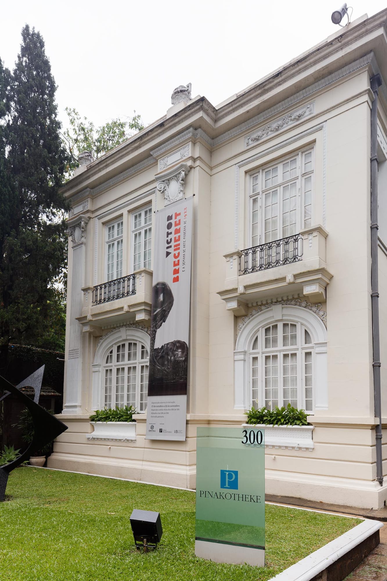 Fachada da Pinakotheke Rio de Janeiro Foto: Jaime Acioli