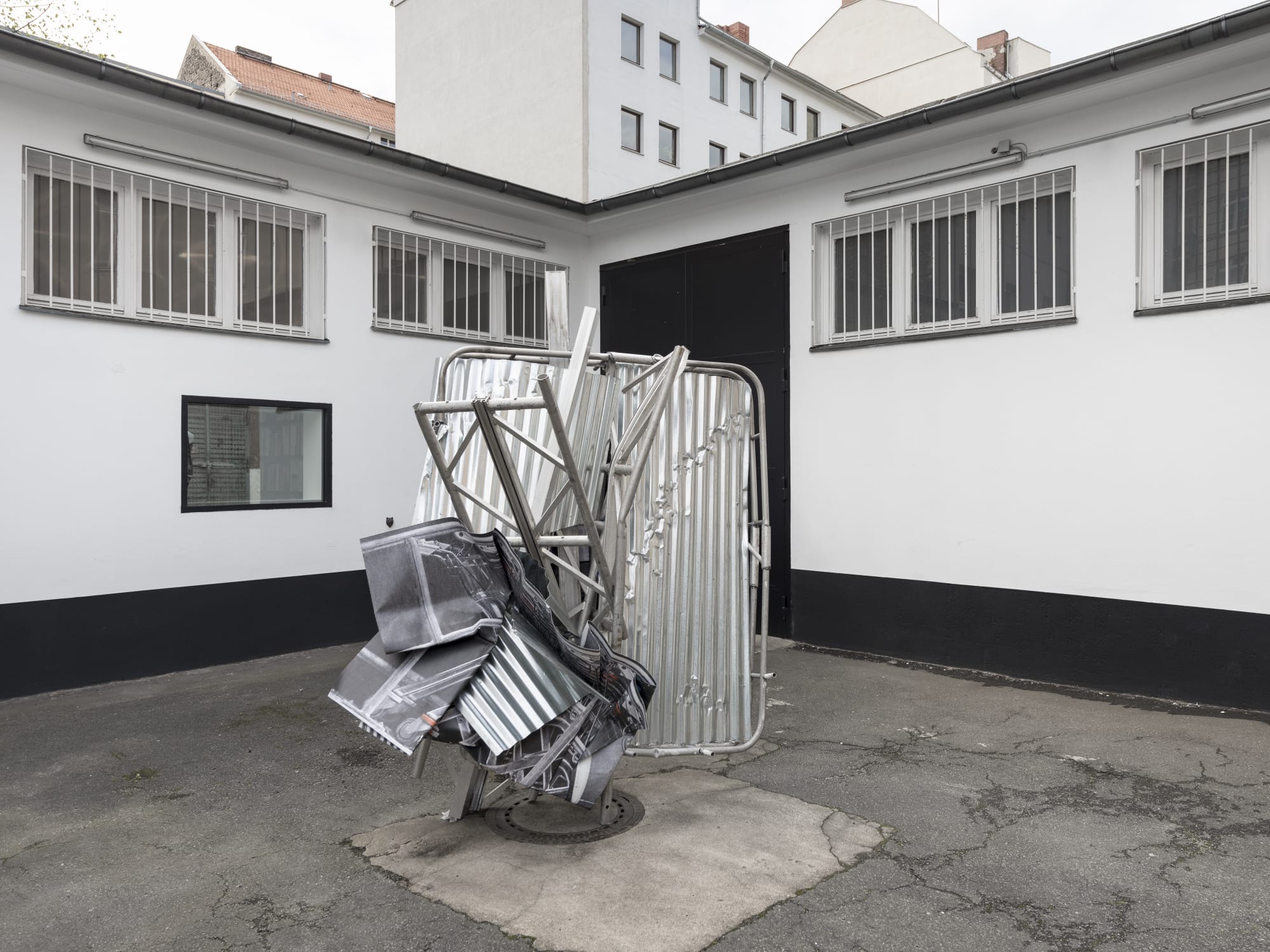 Olaf Metzel – Plattenbau