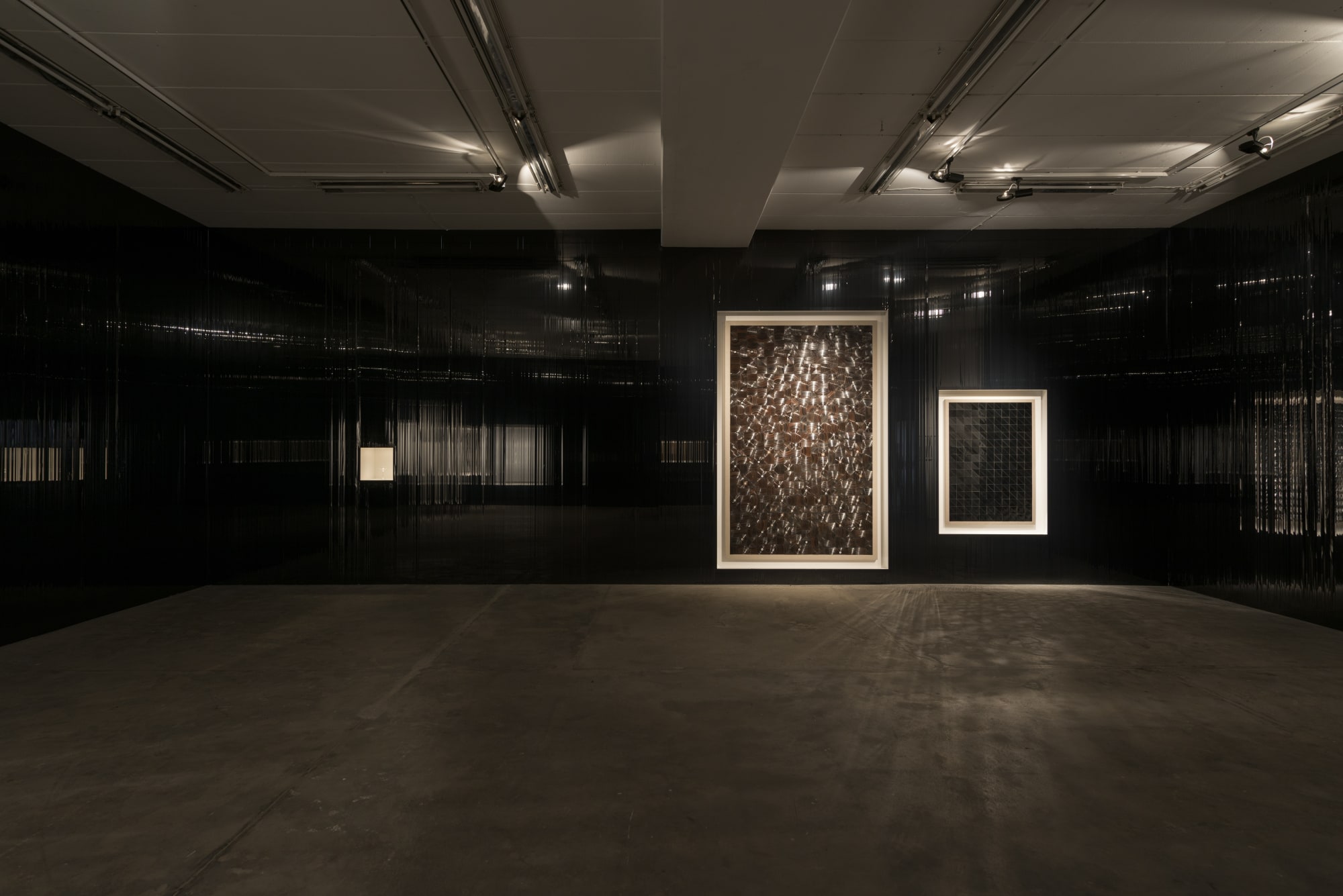 Gregor Hildebrandt – Auf Wasser schlafend rauscht das Meer