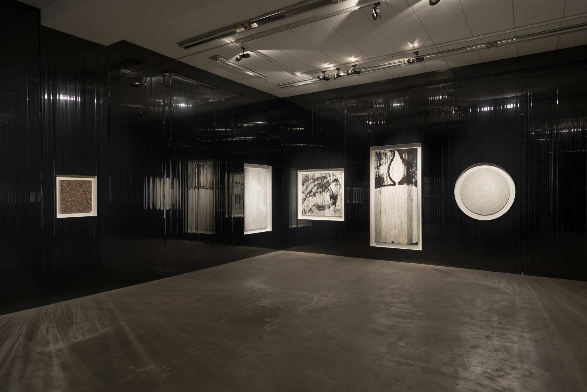 Gregor Hildebrandt – Auf Wasser schlafend rauscht das Meer