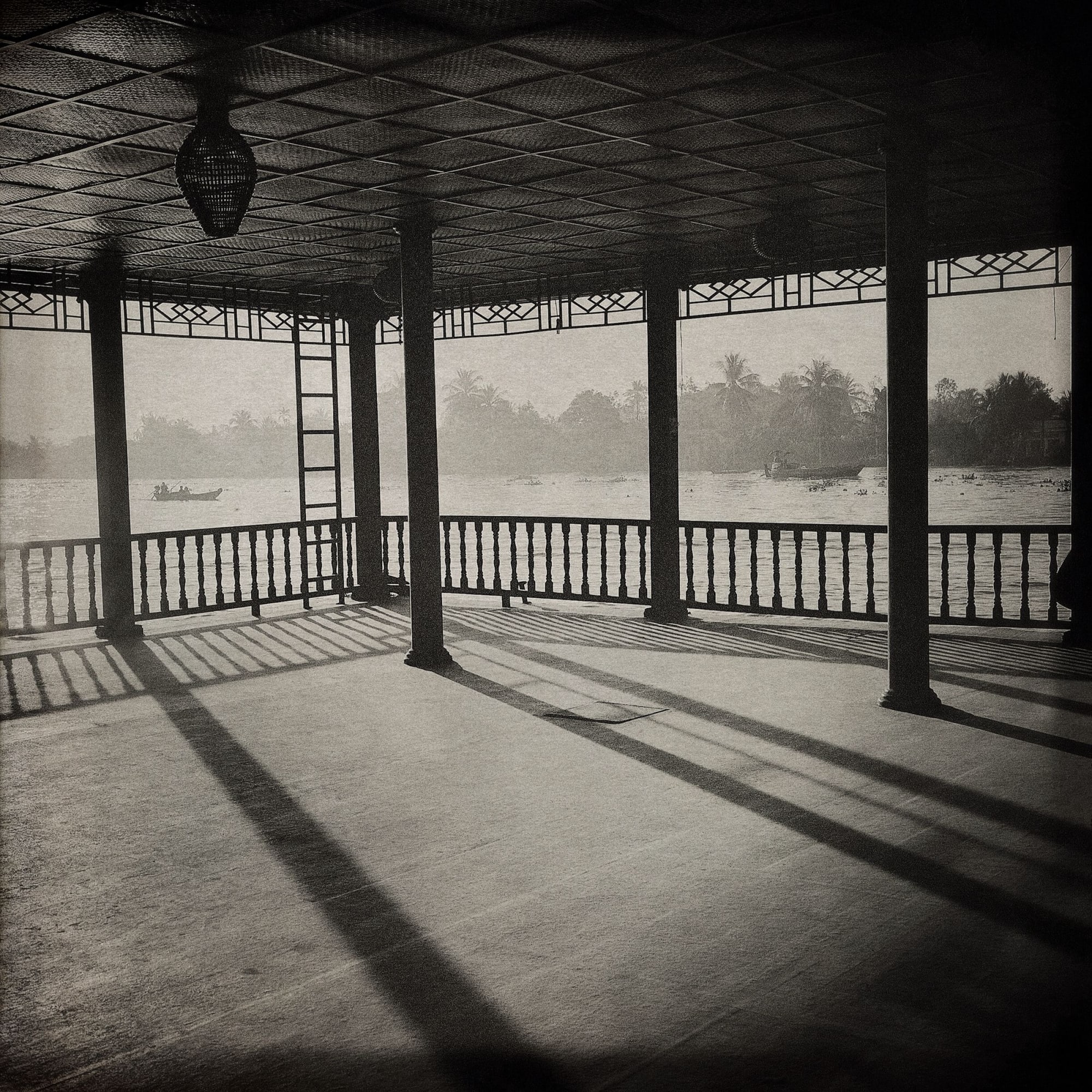 #04 Memories of the Orient - FLORE