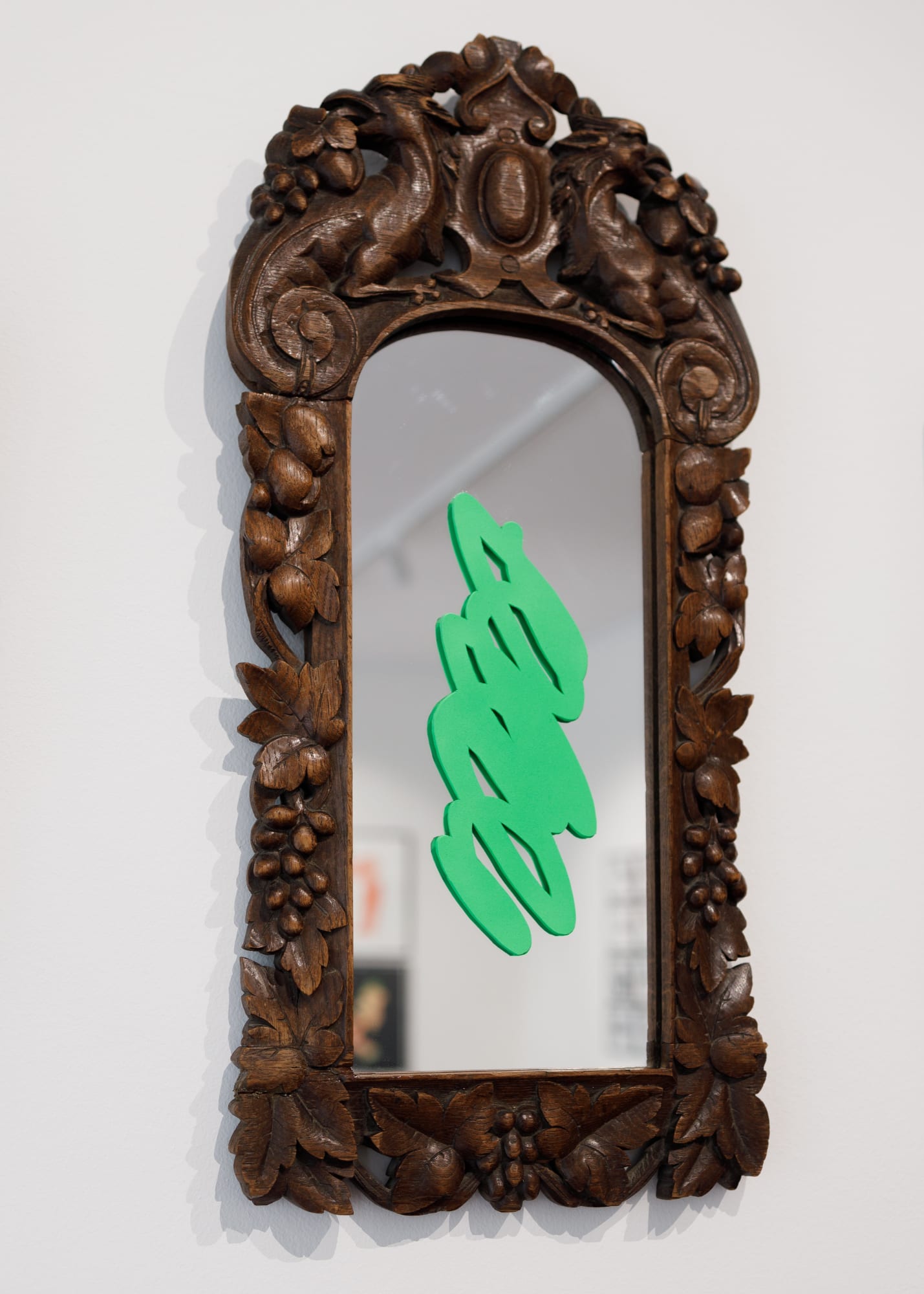 Evgeny Granilschikov, Untitled, 2023 Spraypaint on mirror, 64 x 30,5 cm