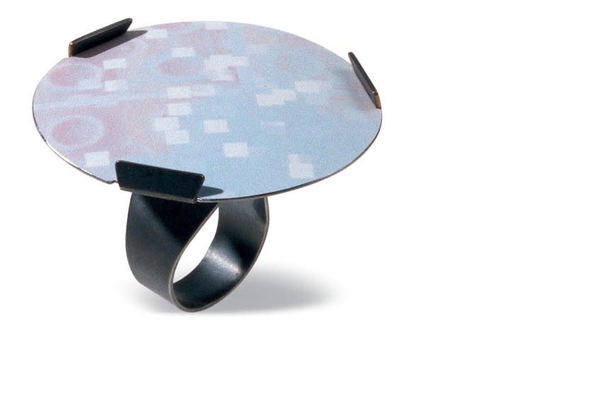 Haus und Garten #28, ring, 2003