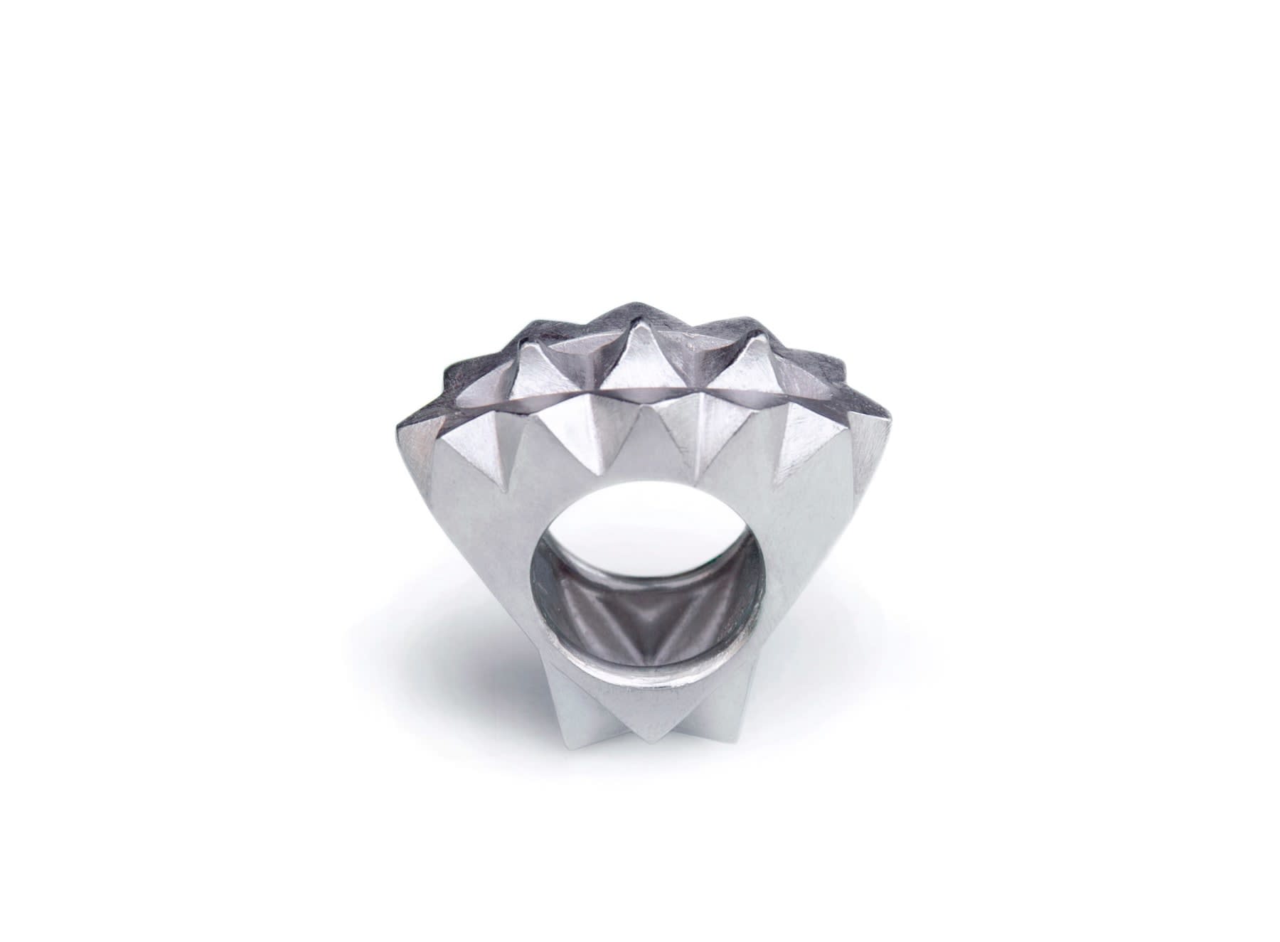 Beate Klockmann, Spikes 3, 2022