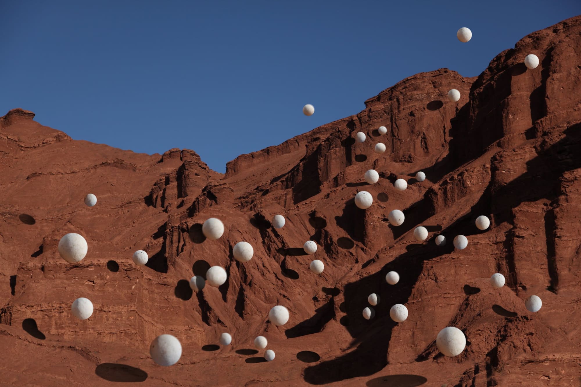 Miguel Angle Ríos, Piedras Blancas, 2014, Color print, 26 x 39 3/8 inches (66 x 100 cm), Edition of 3 + 2AP