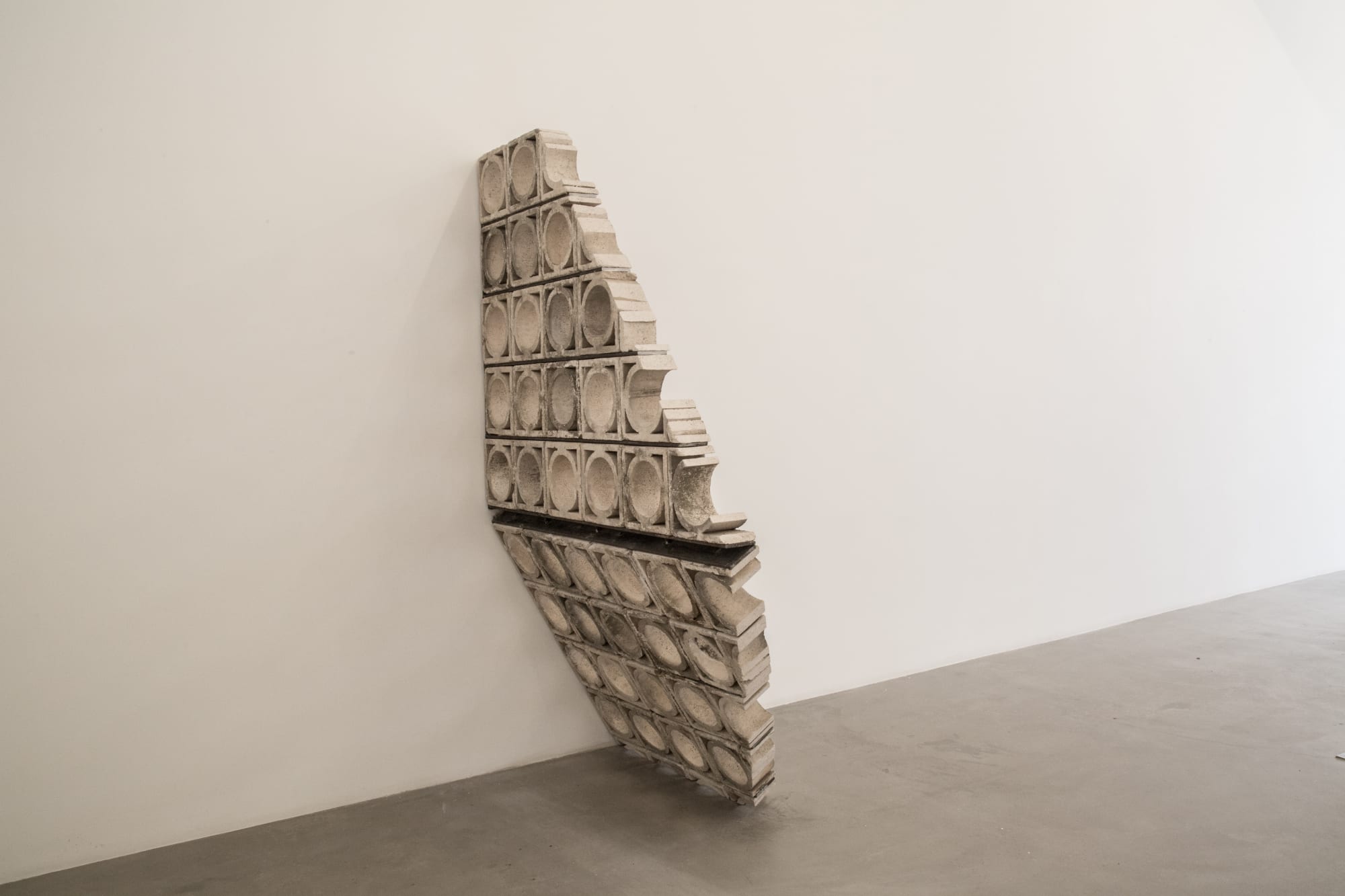 Saba Innab - Al Rahhalah (The Traveler)