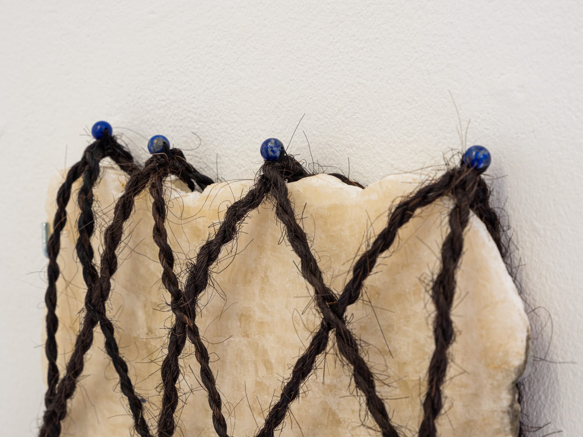 ᠴᠢᠨᠠᠳᠤ ᠰᠠᠯᠬ (The Wind on the Other Side)