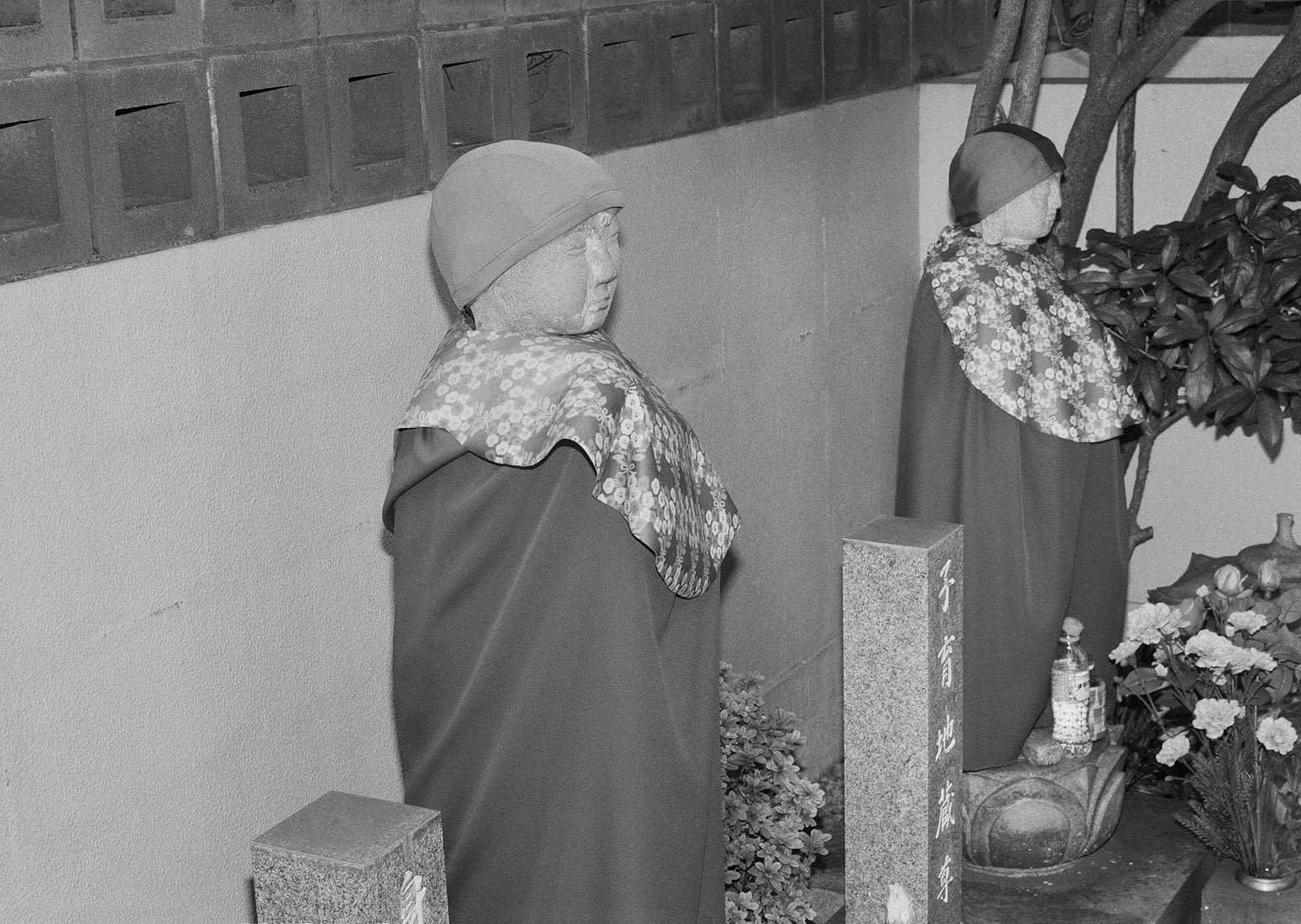 Untitled, Akasaka, Tokyo, Japan, 2023 Selenium Toned Silver Gelatin Print, 16x20" Edition of Three