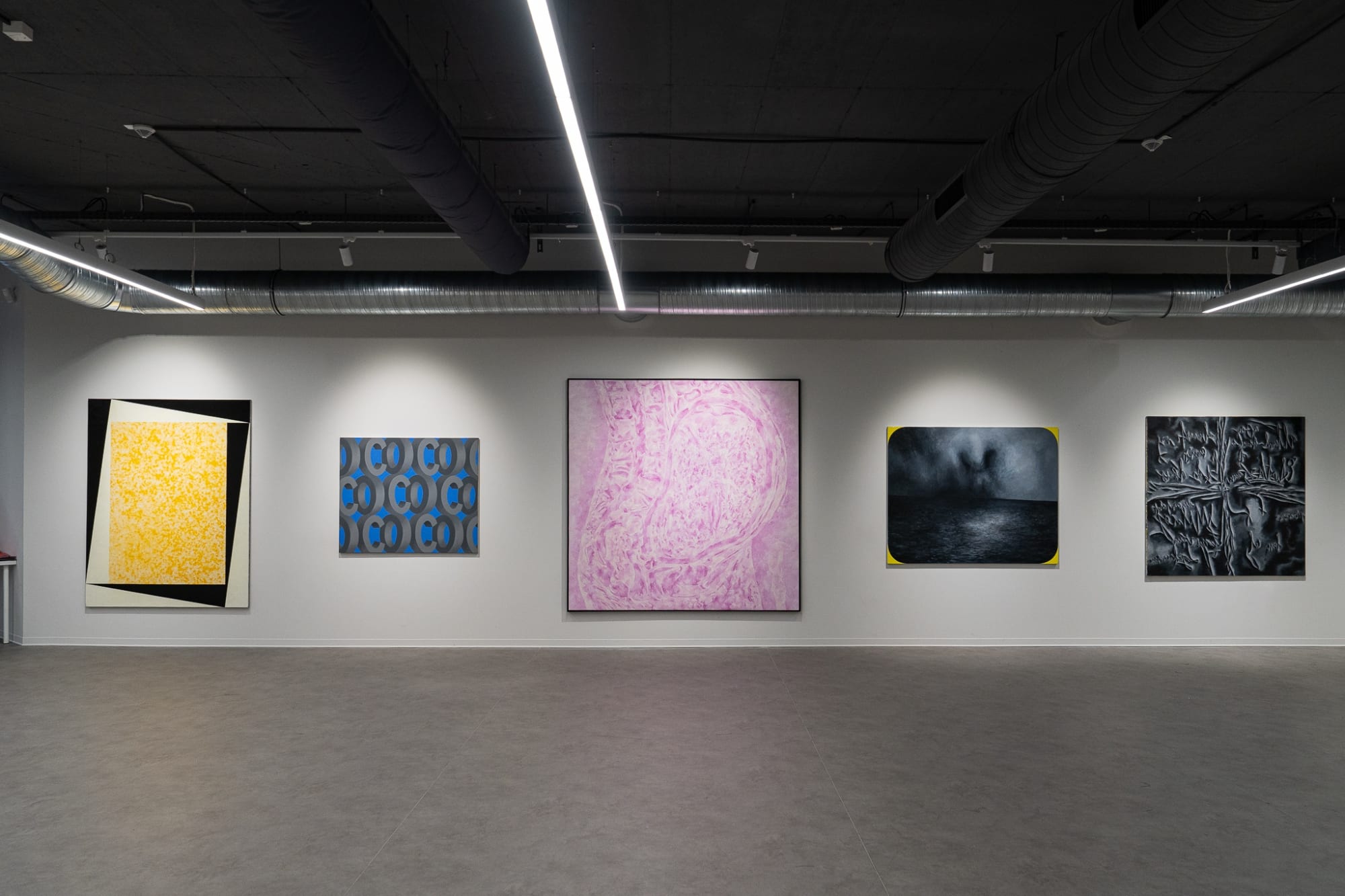 Exhibition view Gili Mocanu: Hill with Skull. Curated by Mihnea Mircan