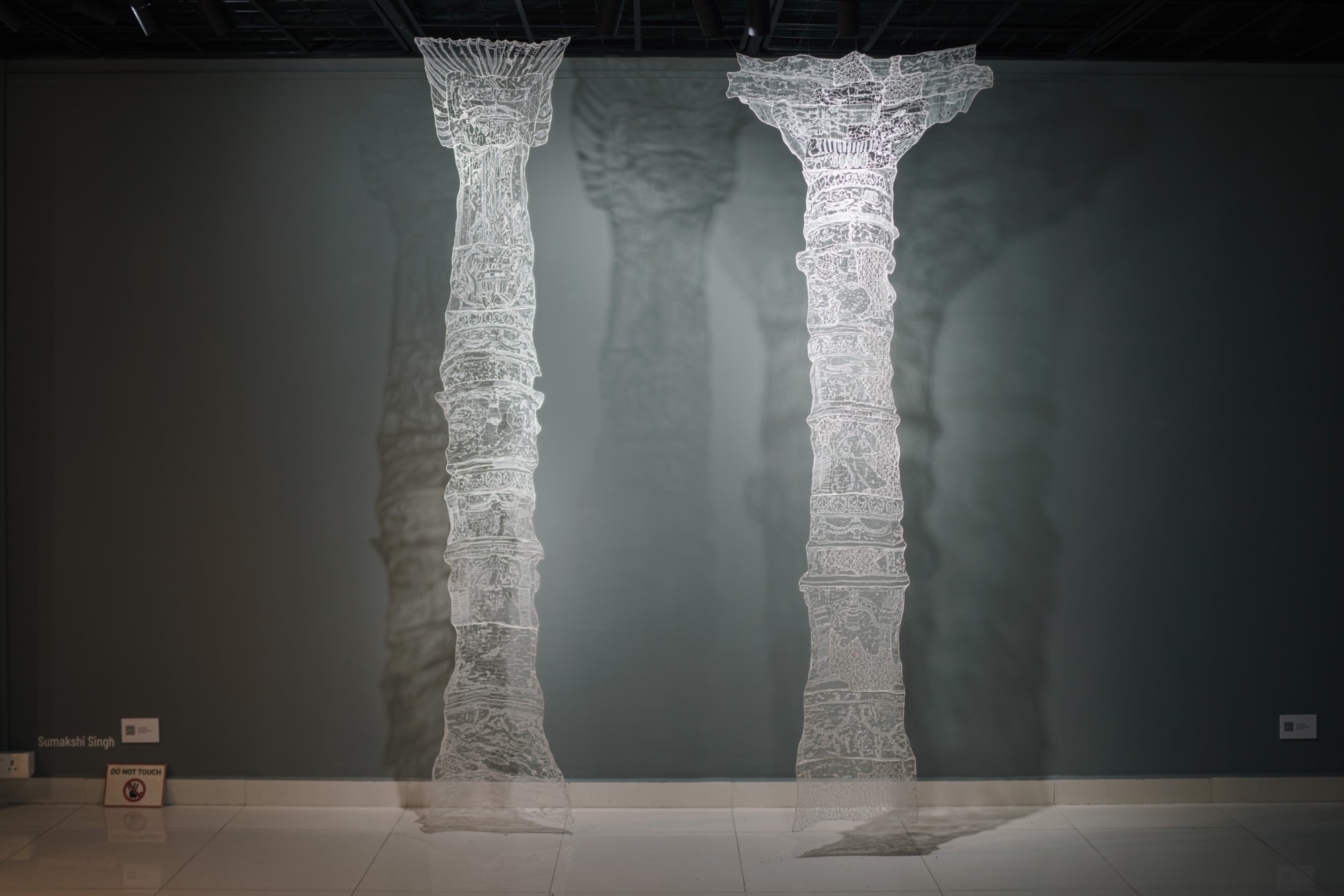 Sculpting with Light & Darkness