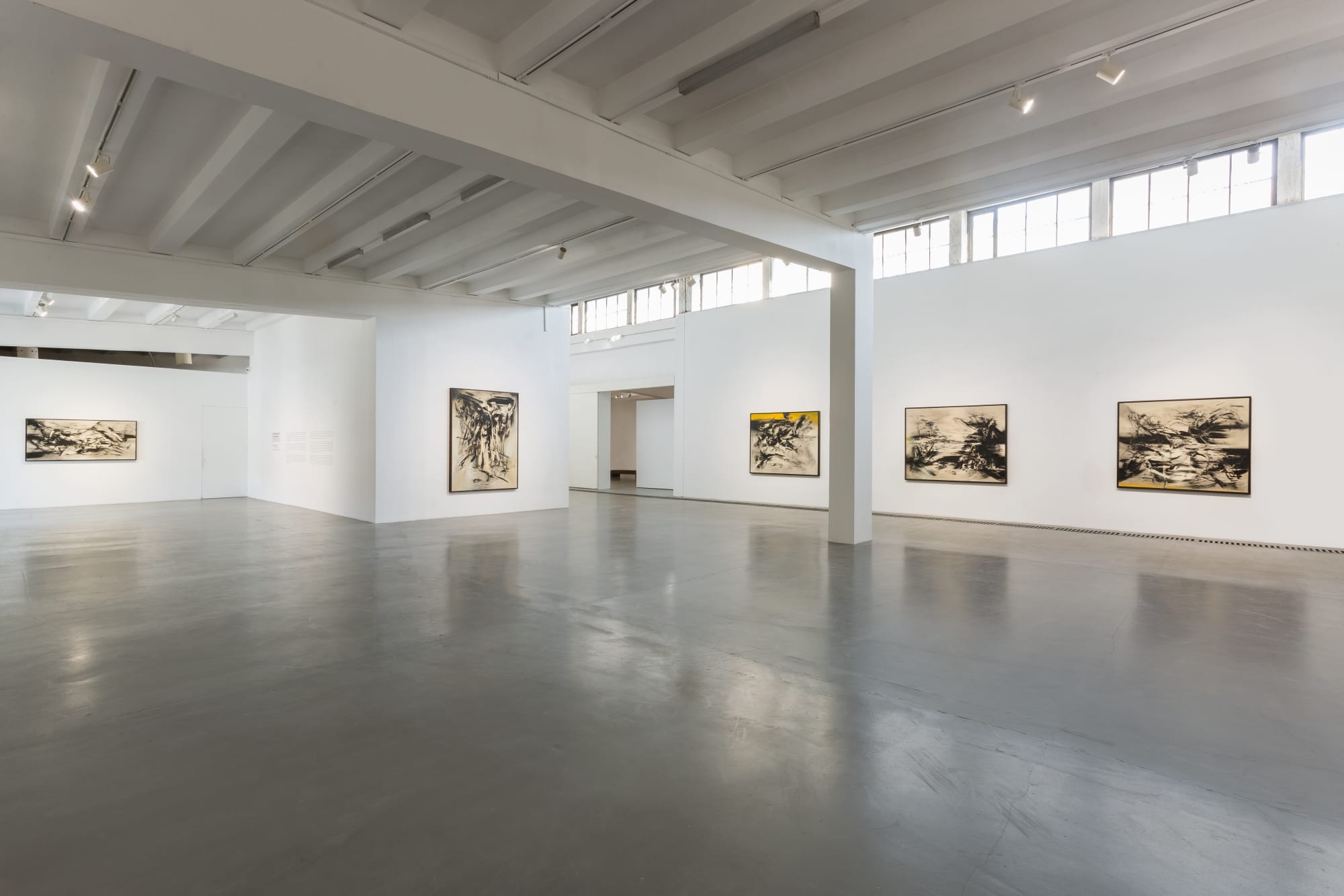 計白守黑—楊識宏意識流系列近作展