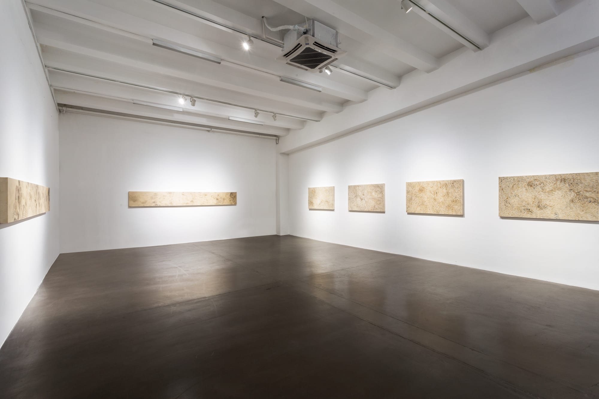 山出—卞青個展