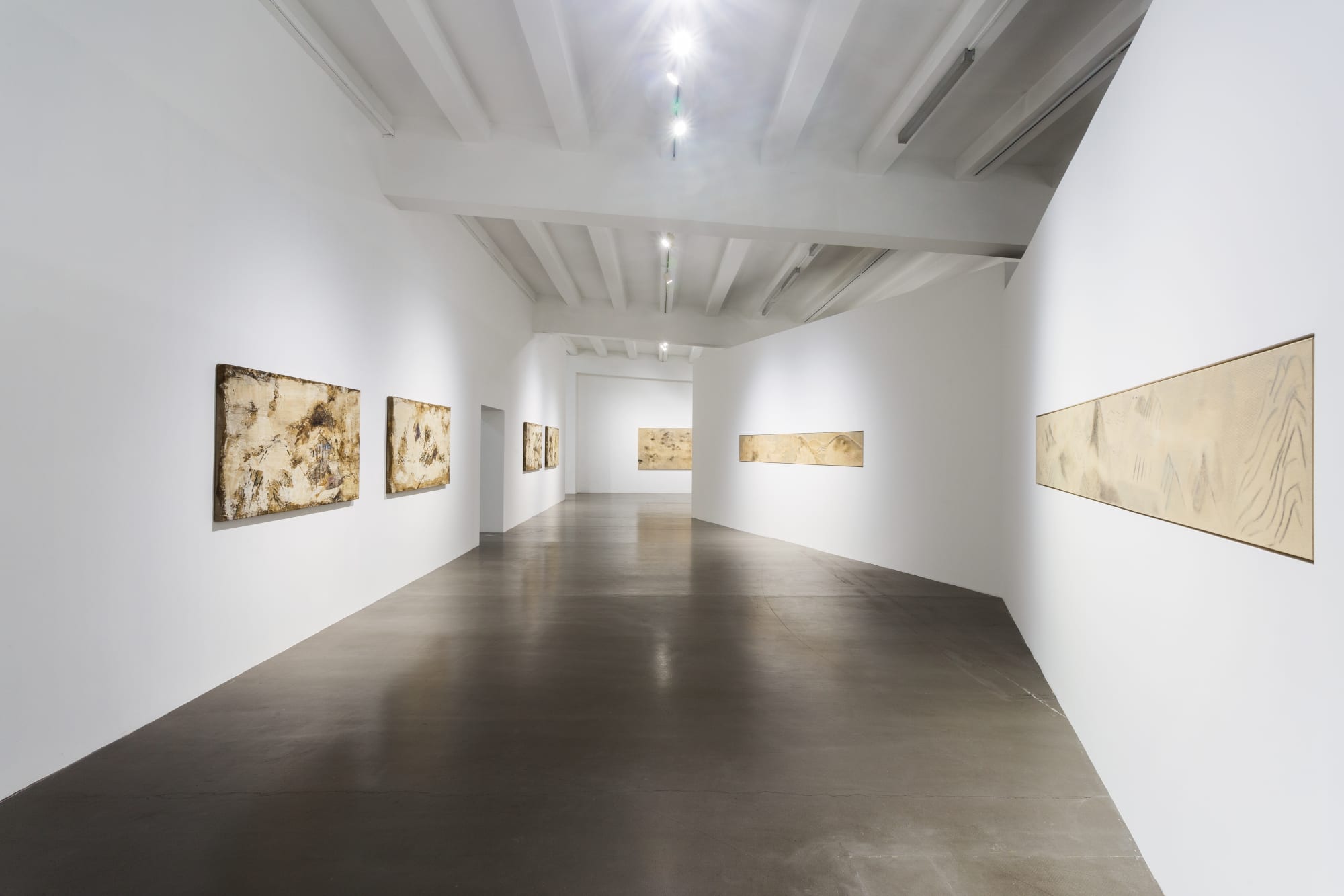 山出—卞青個展