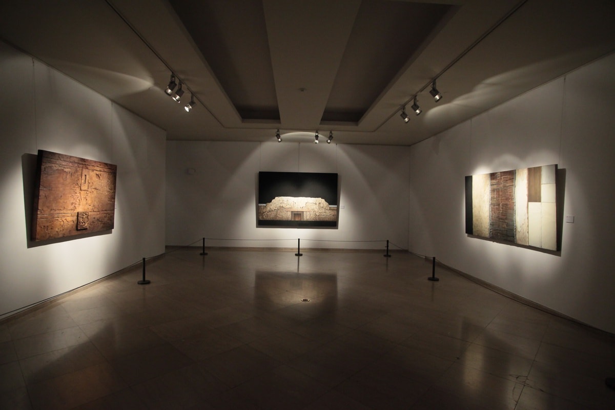 世纪遗痕—应天齐上海美术馆个展