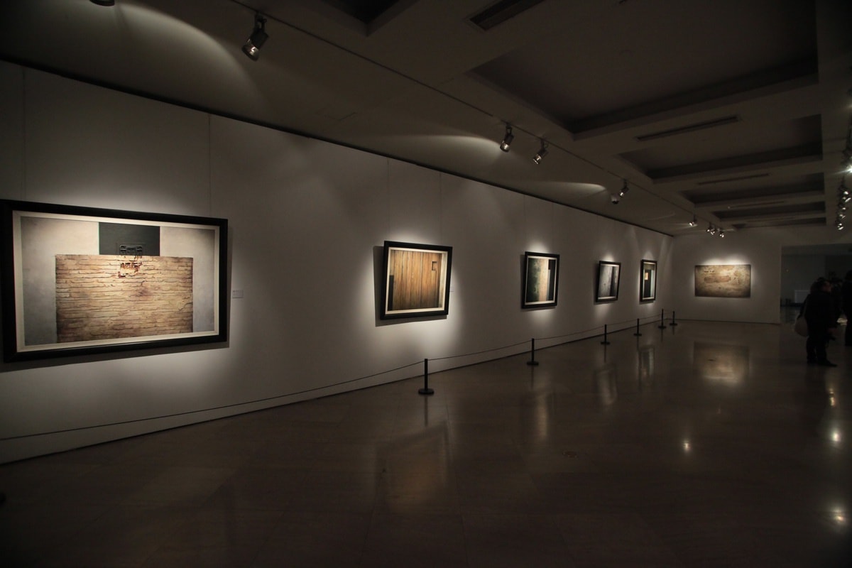 世纪遗痕—应天齐上海美术馆个展