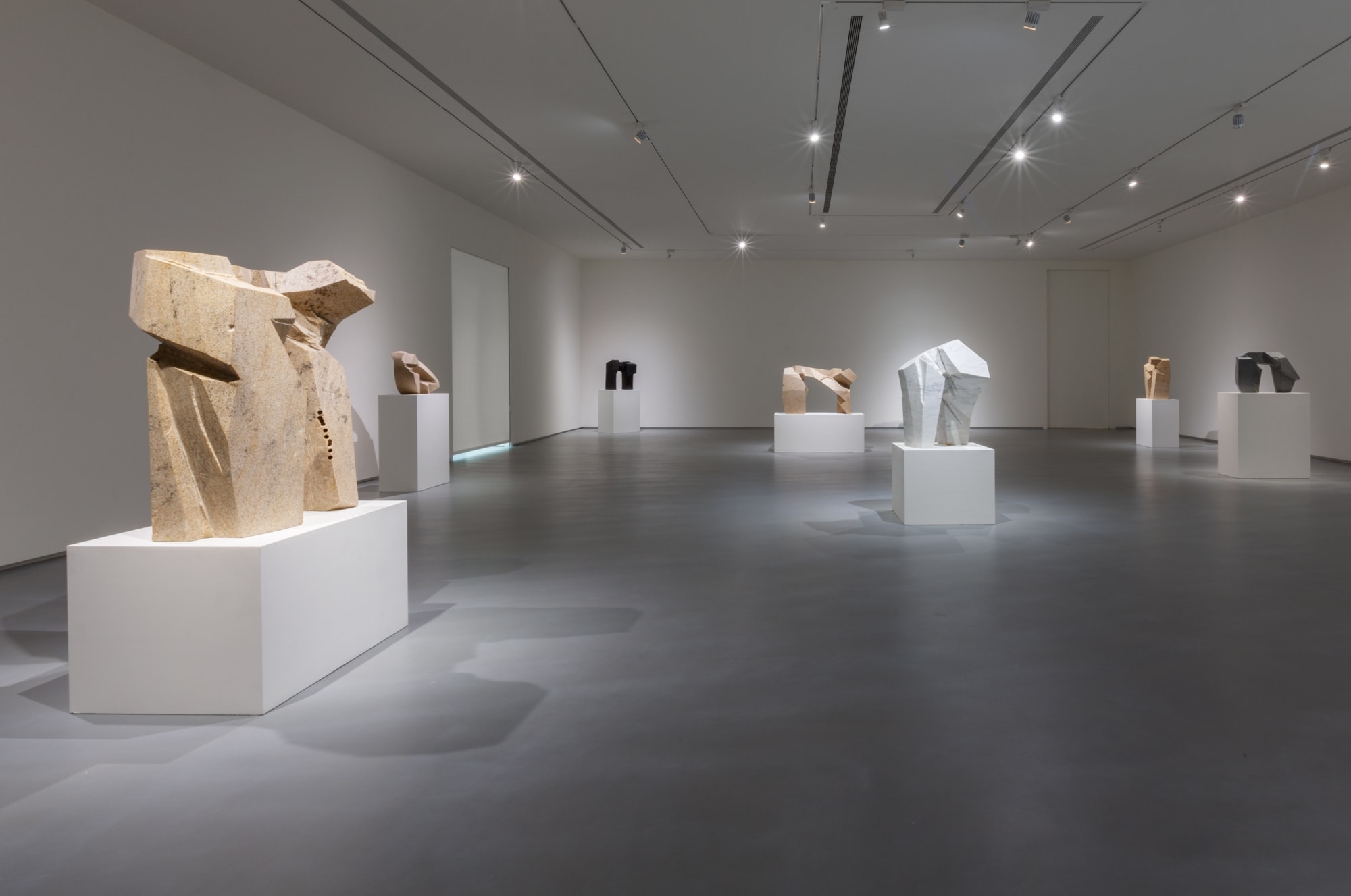 太極拱門：朱銘個展